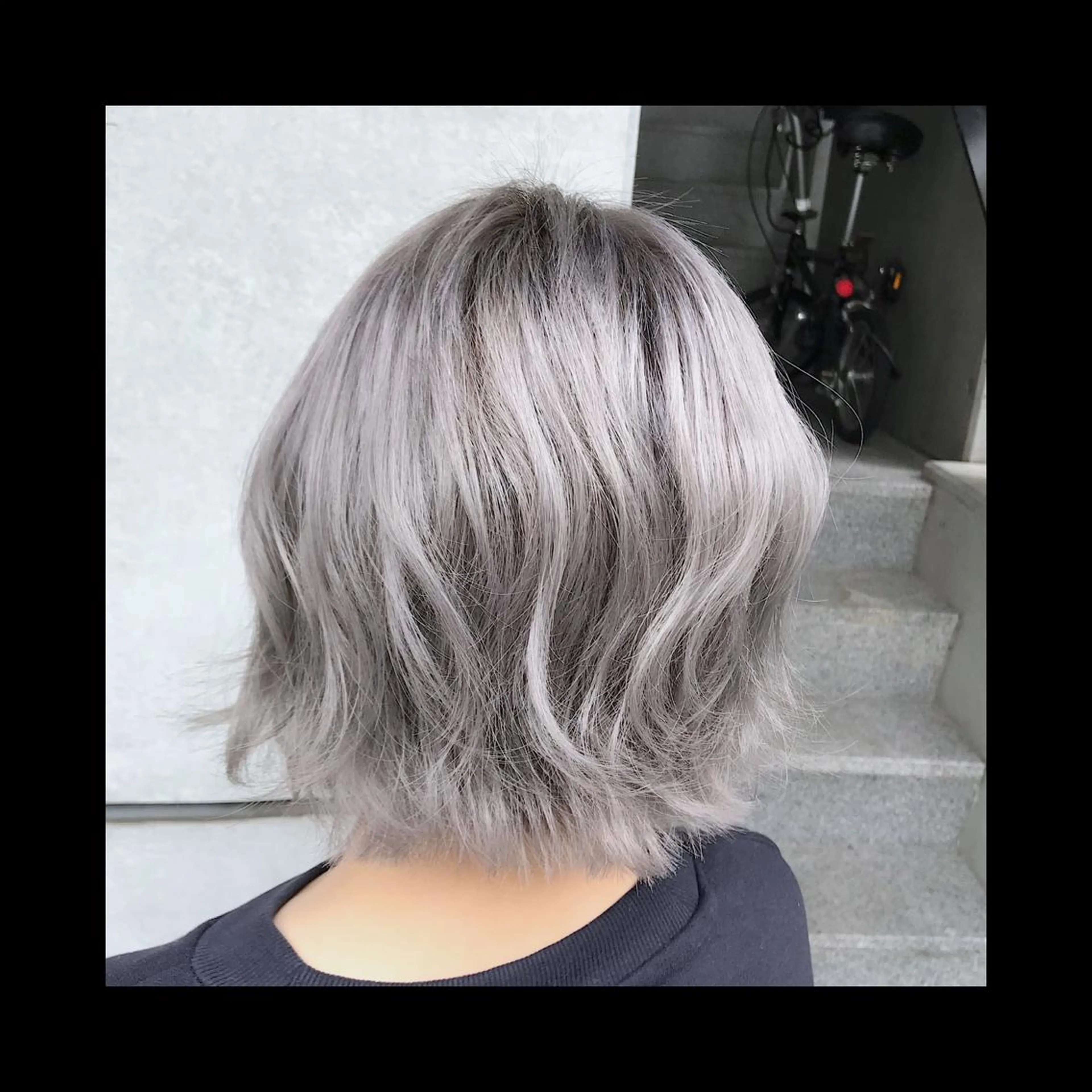 ショート ヘアカラー 及川シゲル 髪質改善講師のヘアスタイル