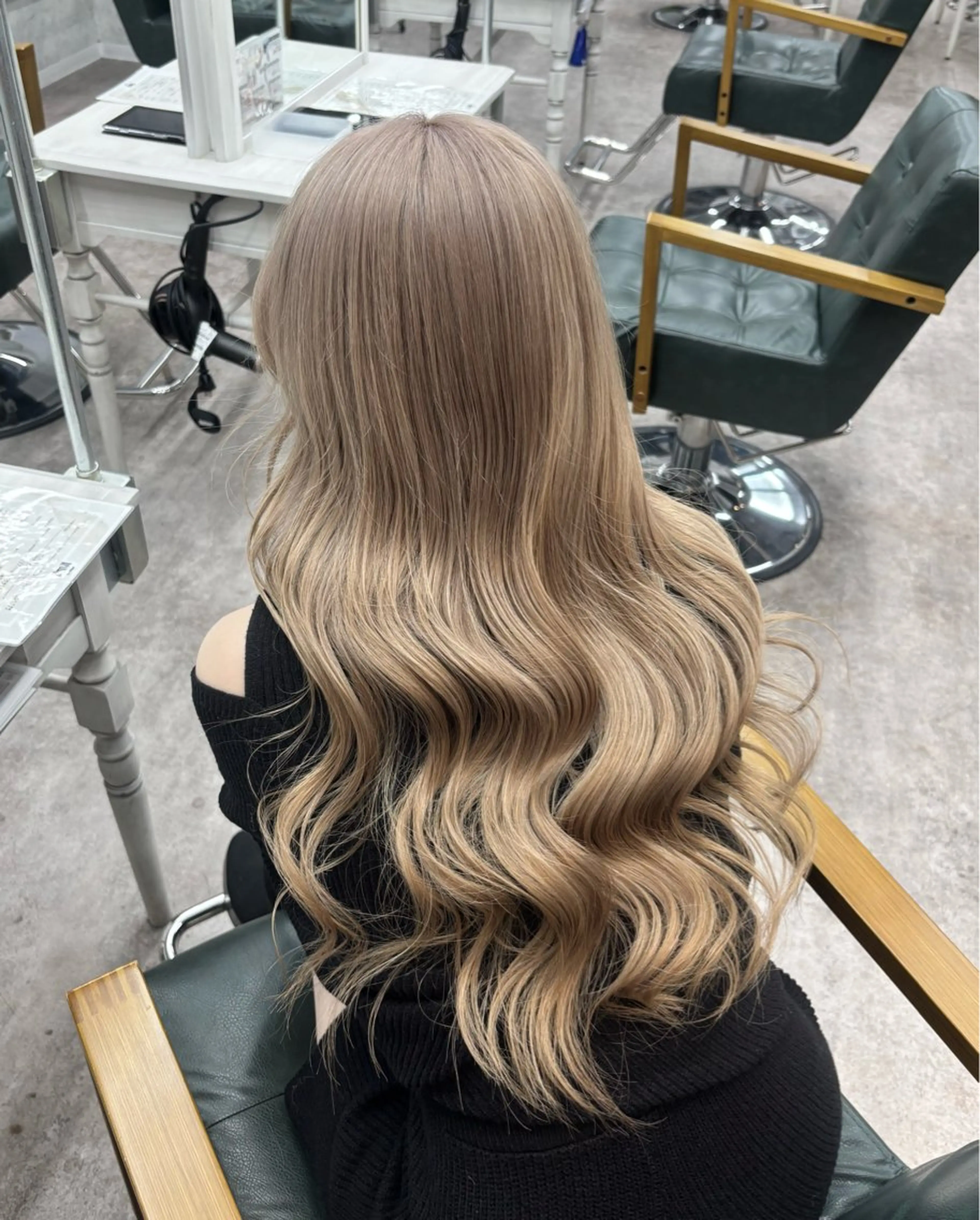 ロング maino /ブリーチカラー🩰のヘアスタイル