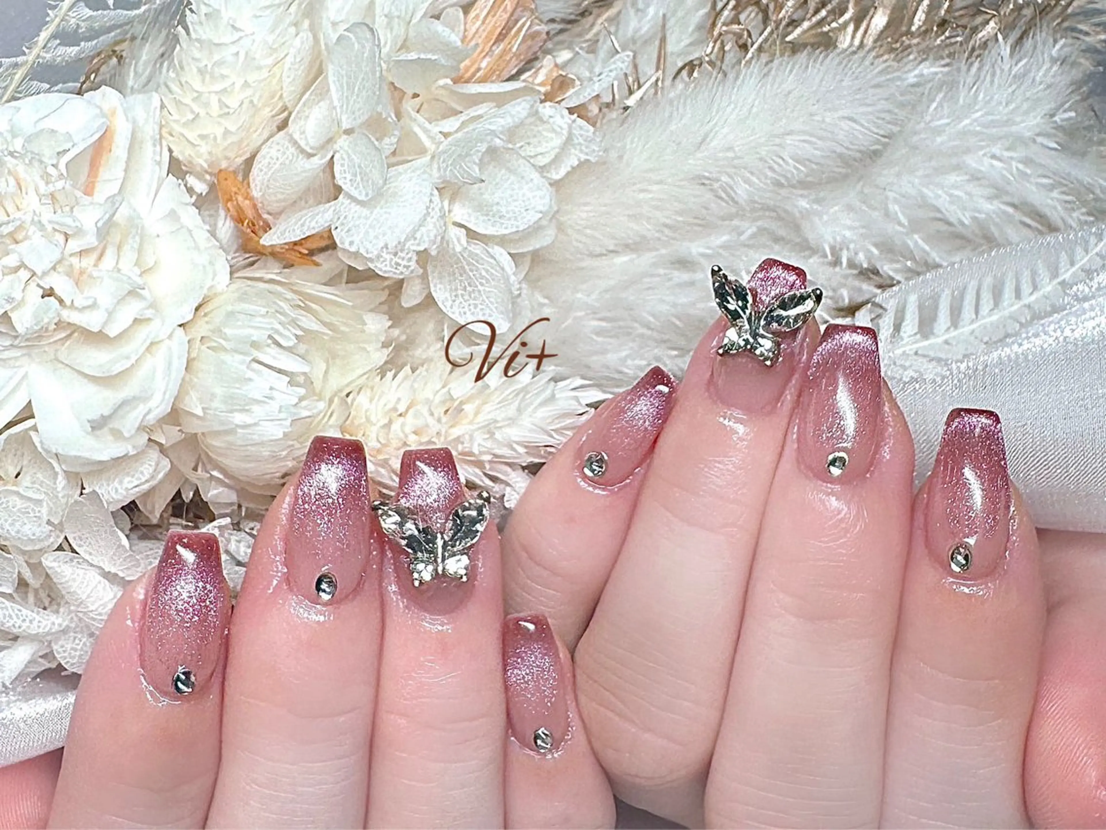 ネイル ハンドネイル ✨Nailsalon Vi+✨のネイルデザイン