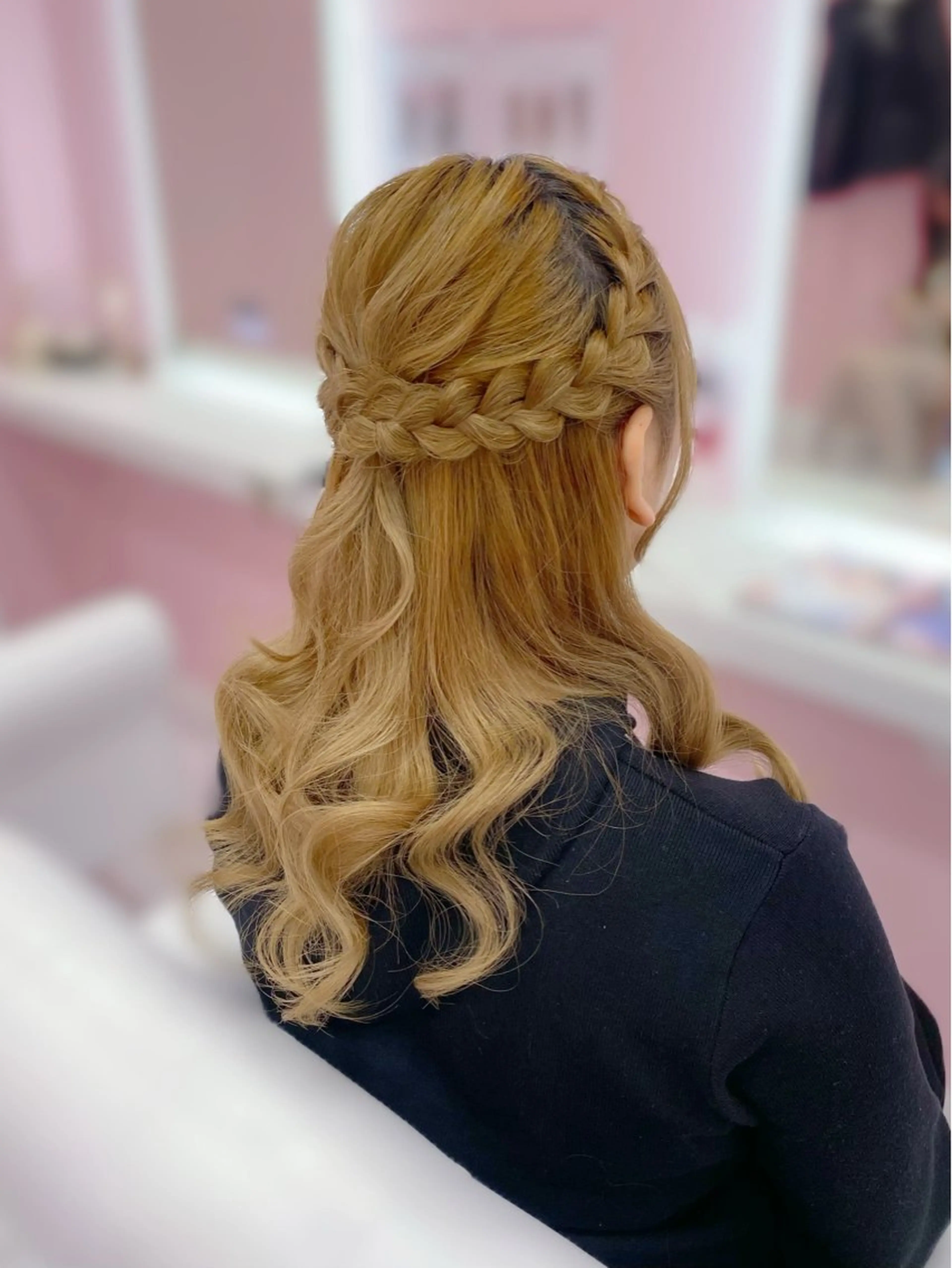 ロング ヘアアレンジ ハーフアップ 三つ編み ヘアセット Set Salon Mémoire by miuprierre所属・推し活🪄🩷 川上 佳奈のヘアスタイル