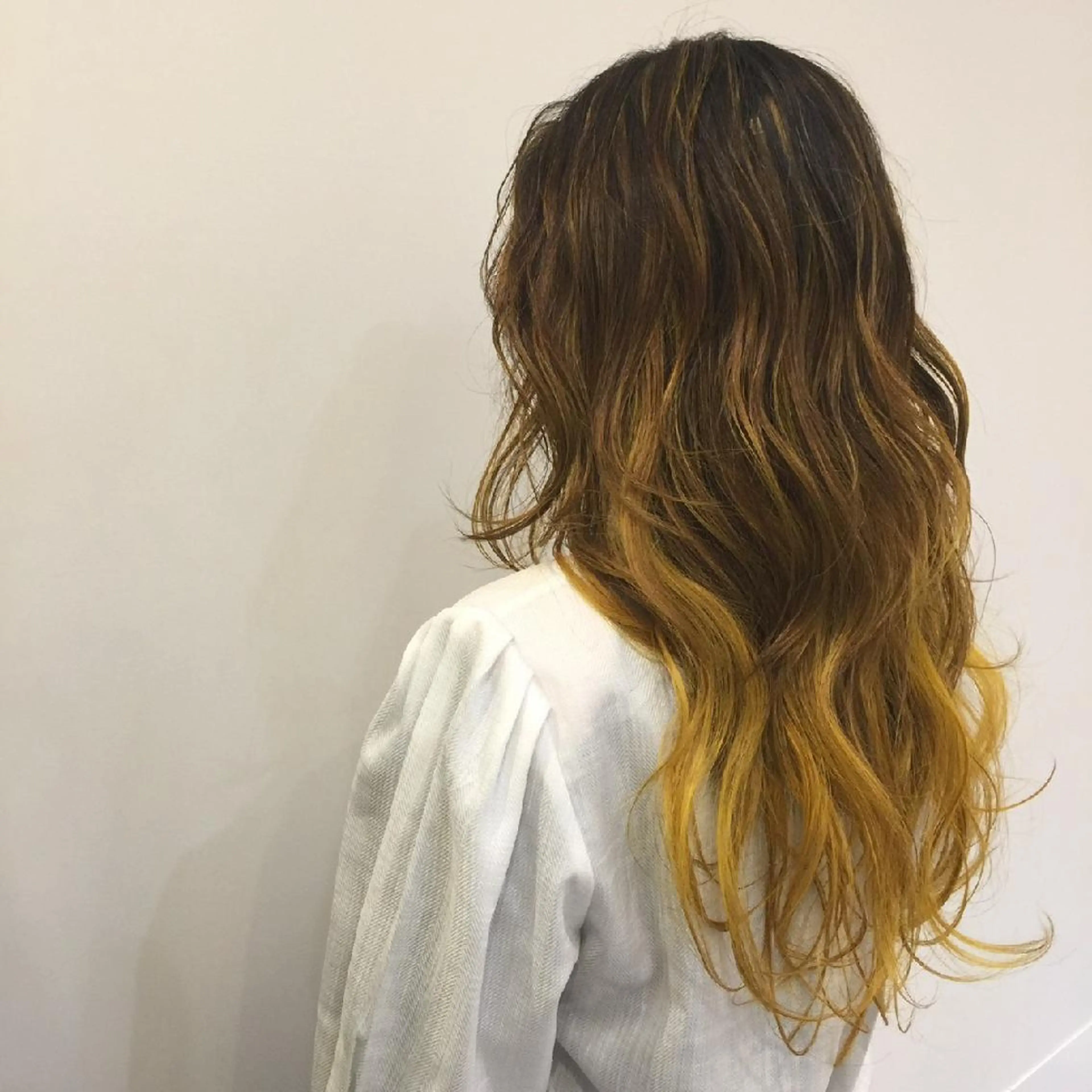 ロング カラー イエローカラー シールエクステ♦️ レイヤー♦️福田晃大のヘアスタイル