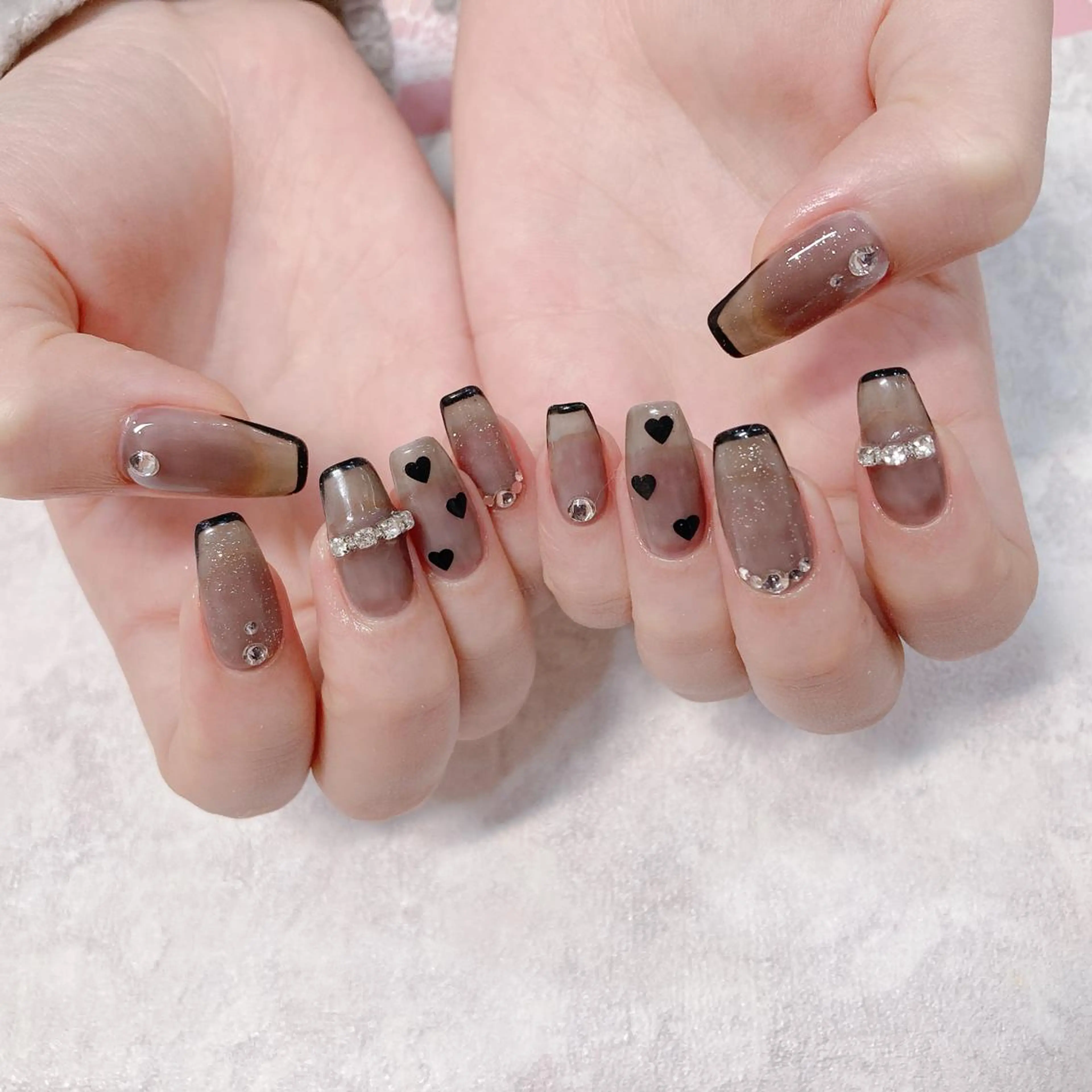 ネイル バニーアイズ　ネイル ニューオータニ博多店のネイルデザイン