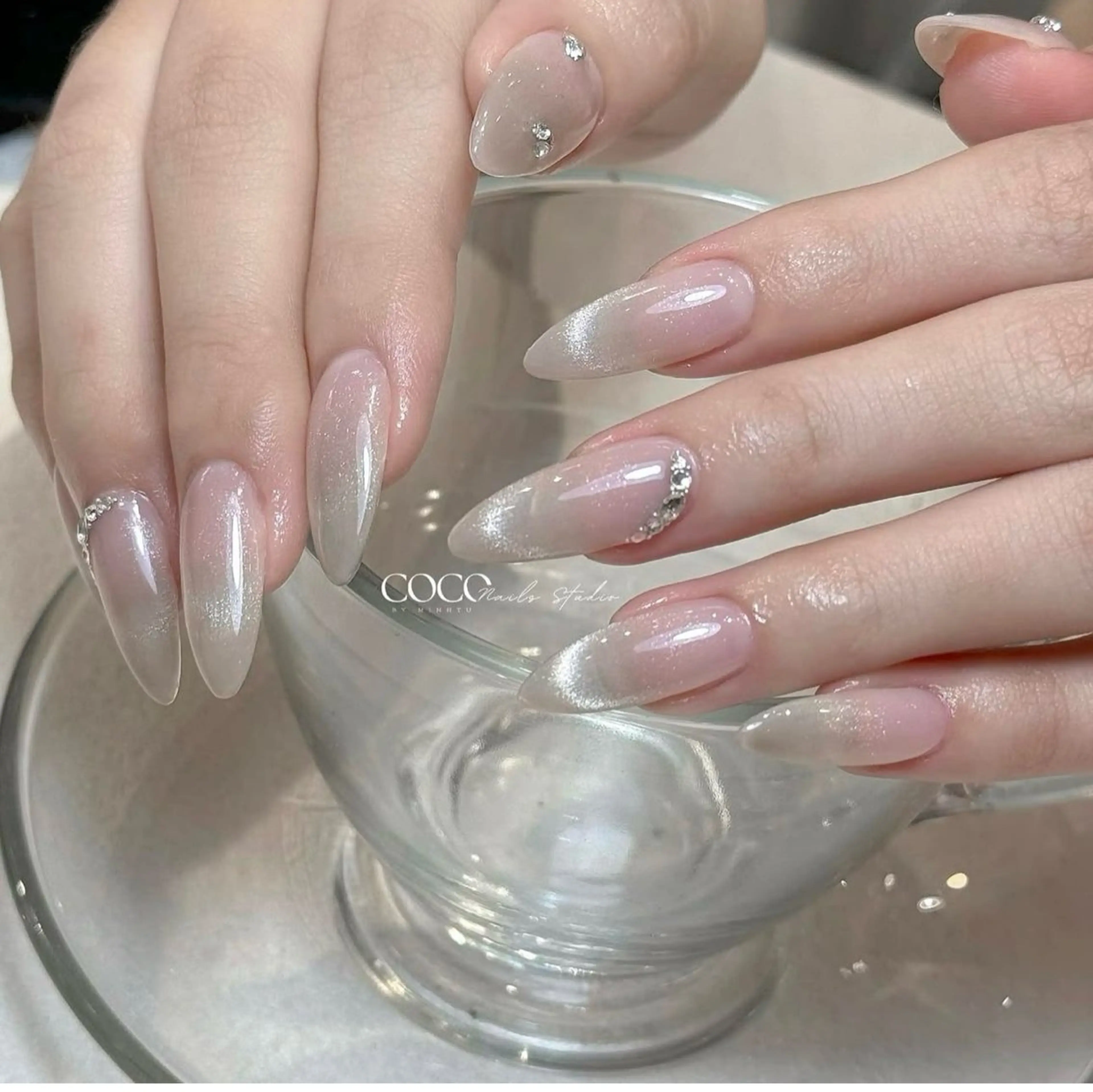 ネイル グラデーション マグネットネイル ネイルチップ 高橋 ユキのネイルデザイン