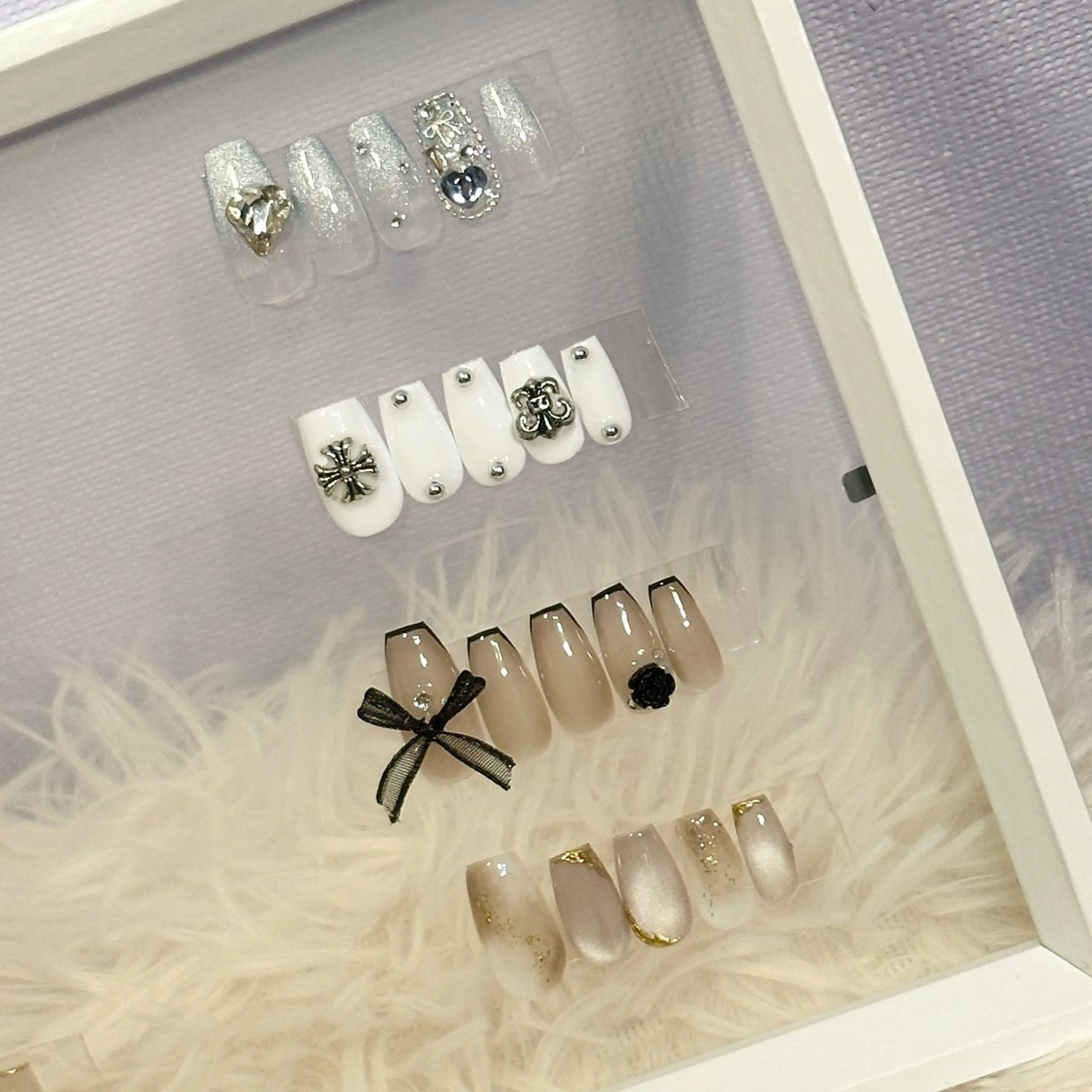 ネイル ハンドネイル フットネイル nailsalon Any'bのネイルデザイン