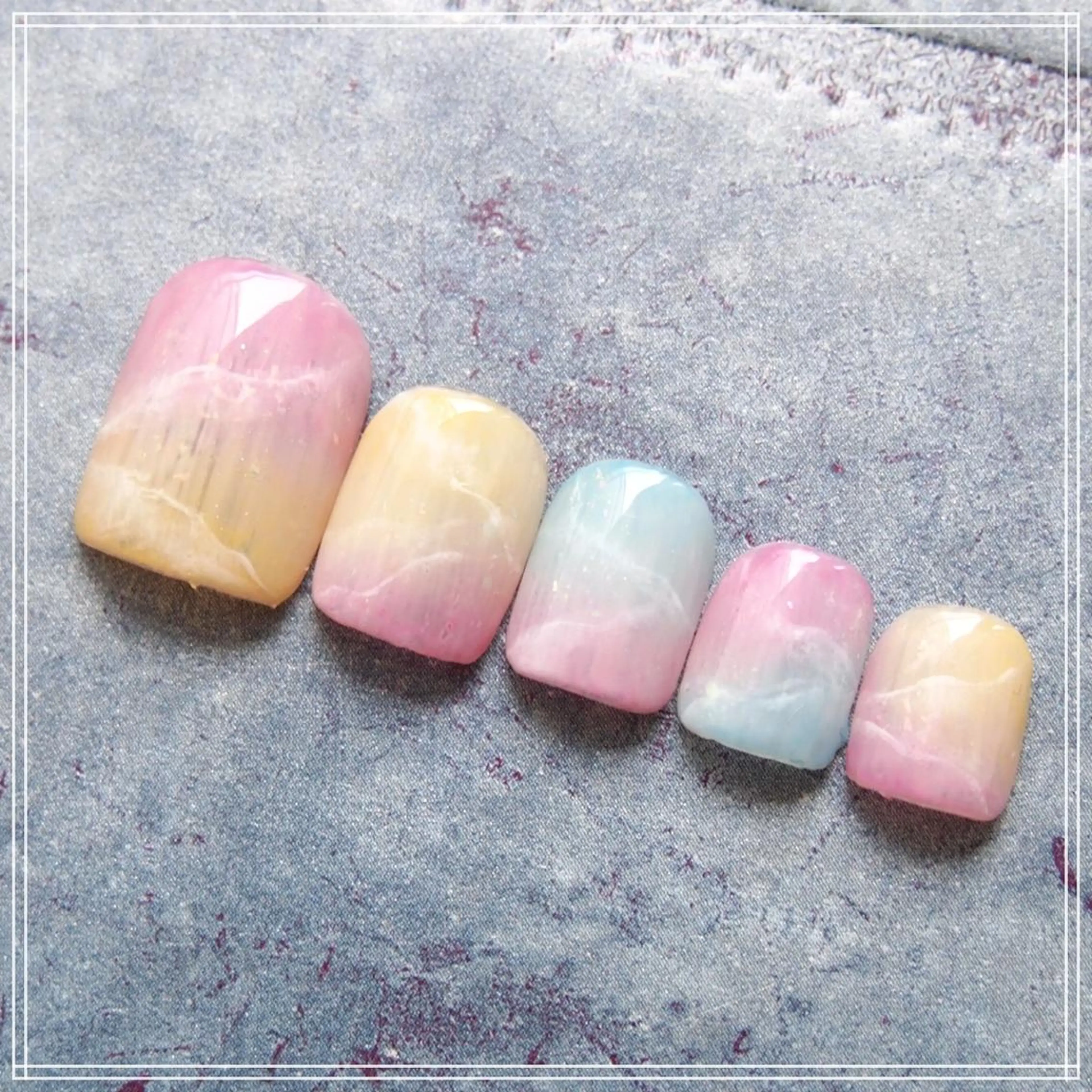 ネイル フットネイル 山田 麻衣のネイルデザイン