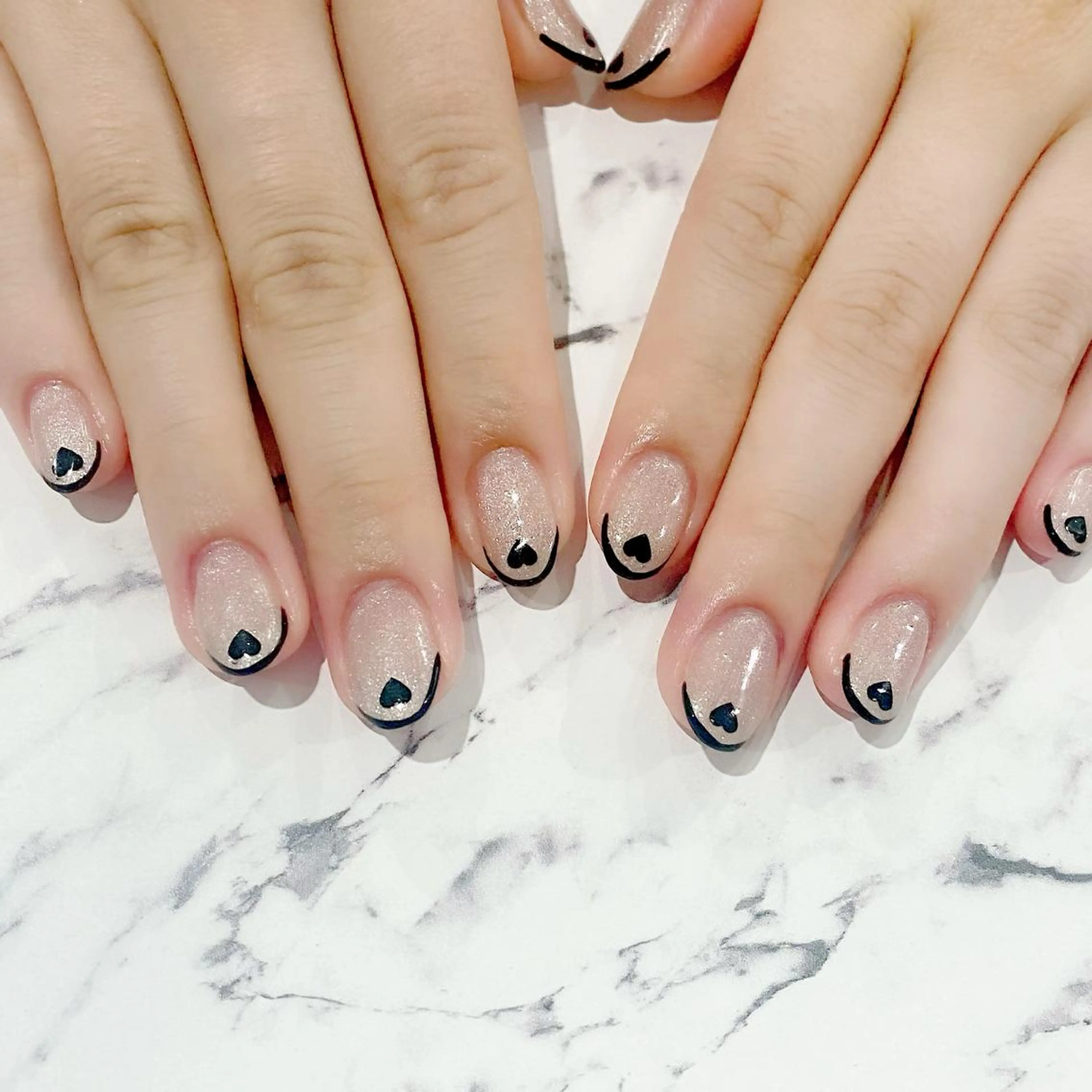 セミロング カラー パーマ ヘアアレンジ メンズ キッズ ネイル マツエク・マツパ アイブロウ ベージュカラー フレンチネイル ジェルネイル パラジェル 夏ネイル ハンドネイル Salon Ｋのネイルデザイン