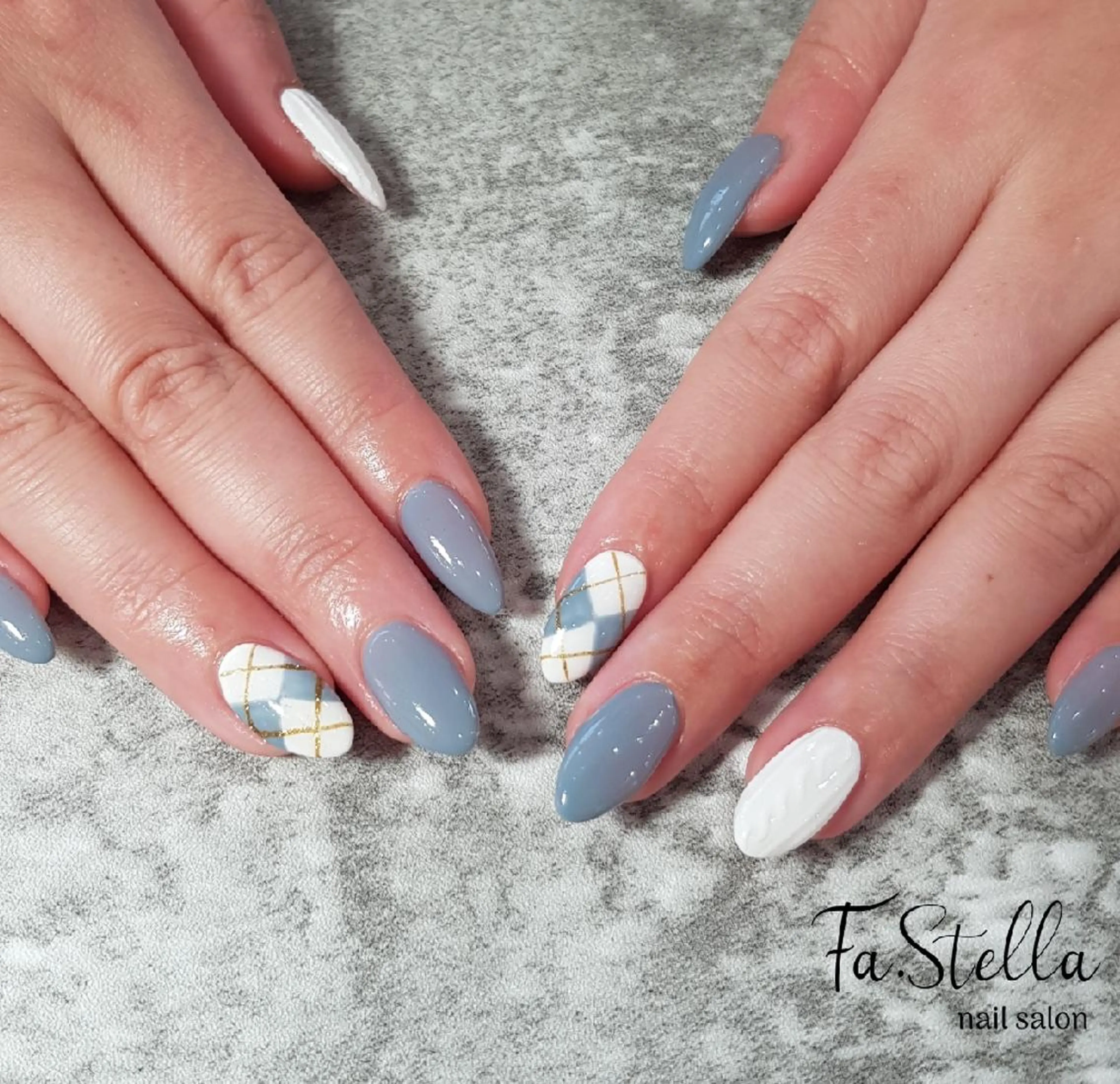 ロング ネイル ジェルネイル パラジェル ホワイト ハンドネイル Fa.Stella ファステラ のネイルデザイン