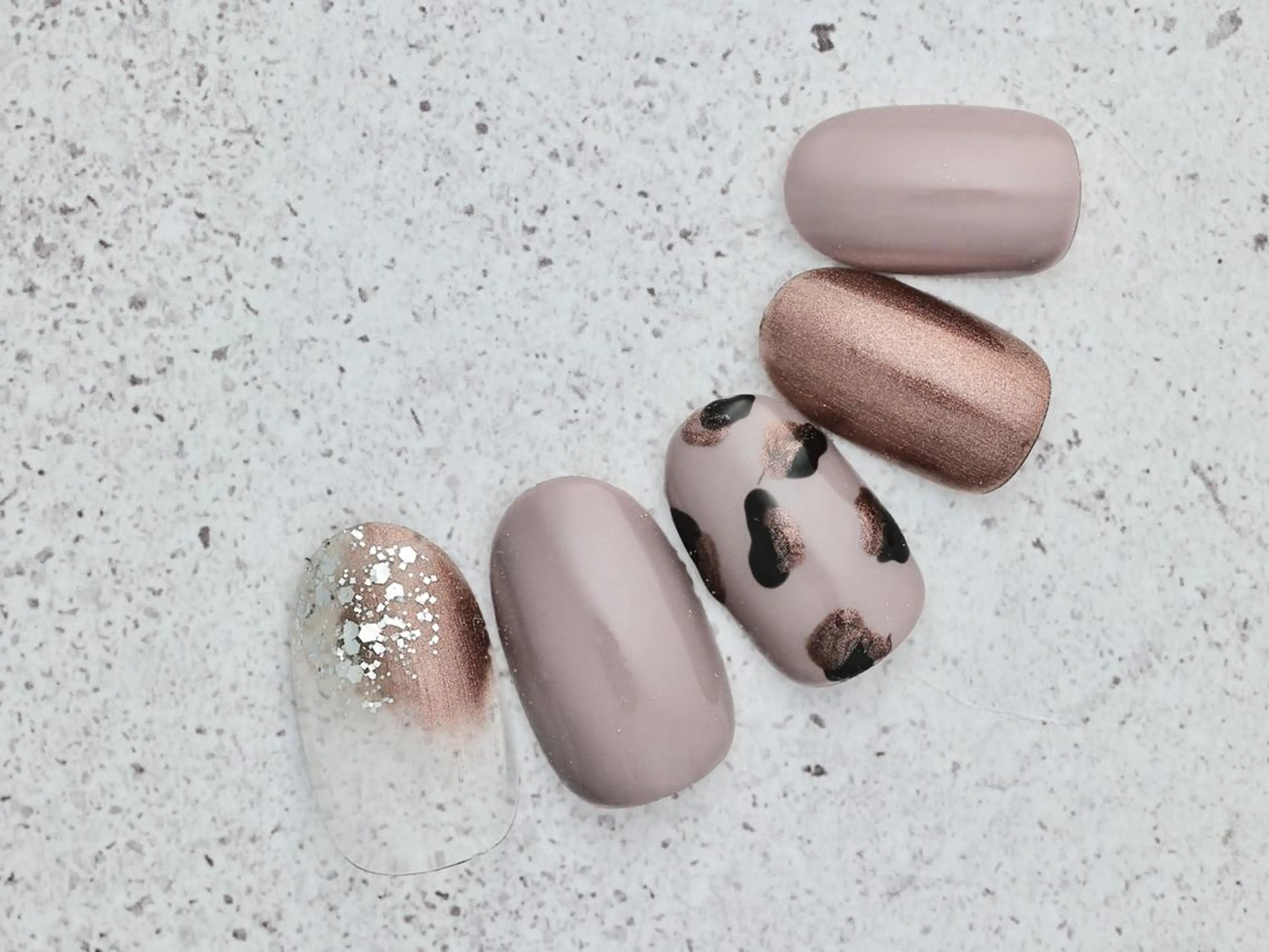 ネイル maninail mikaのネイルデザイン