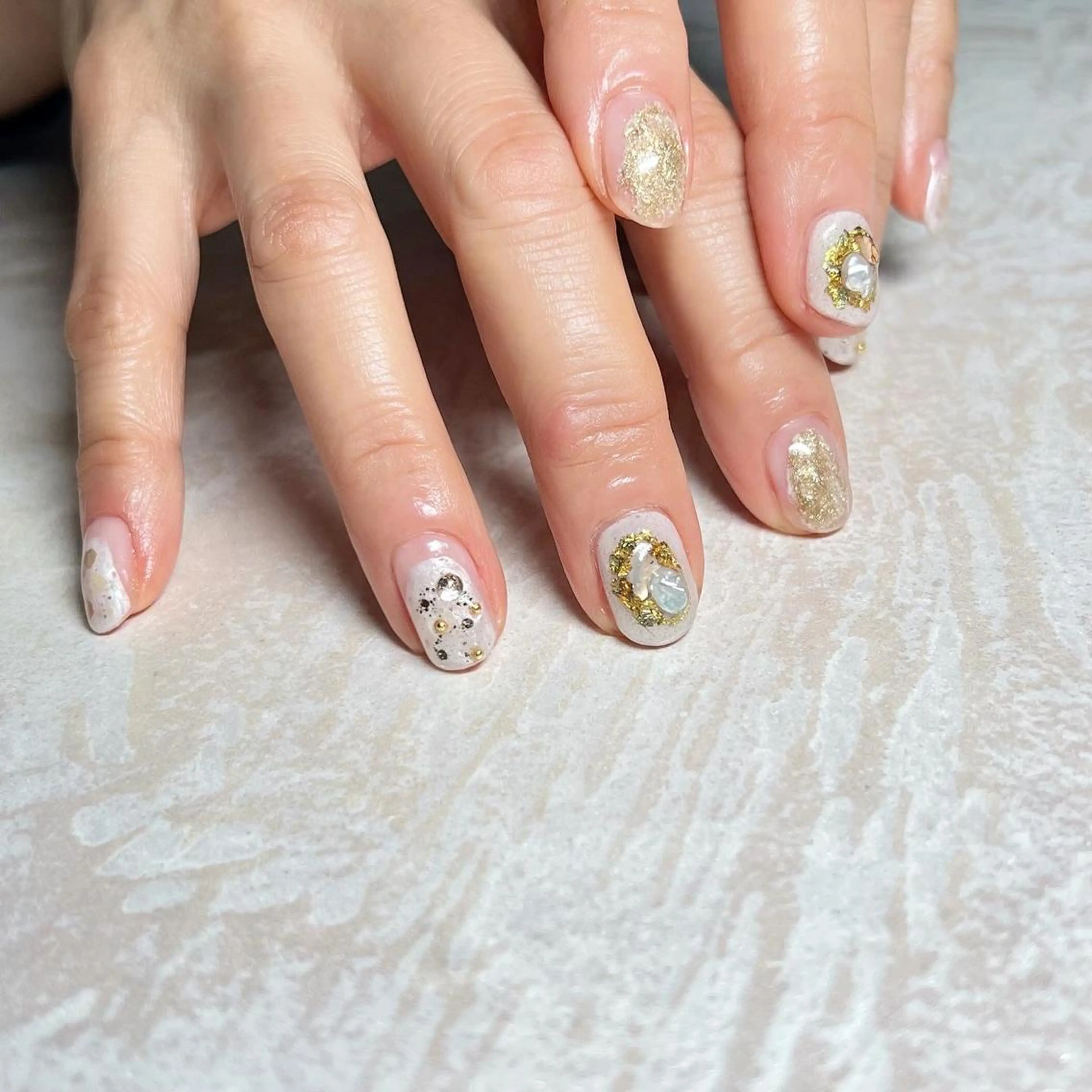 ネイル マグネットネイル ニュアンスネイル ショートネイル gemickle nailのネイルデザイン