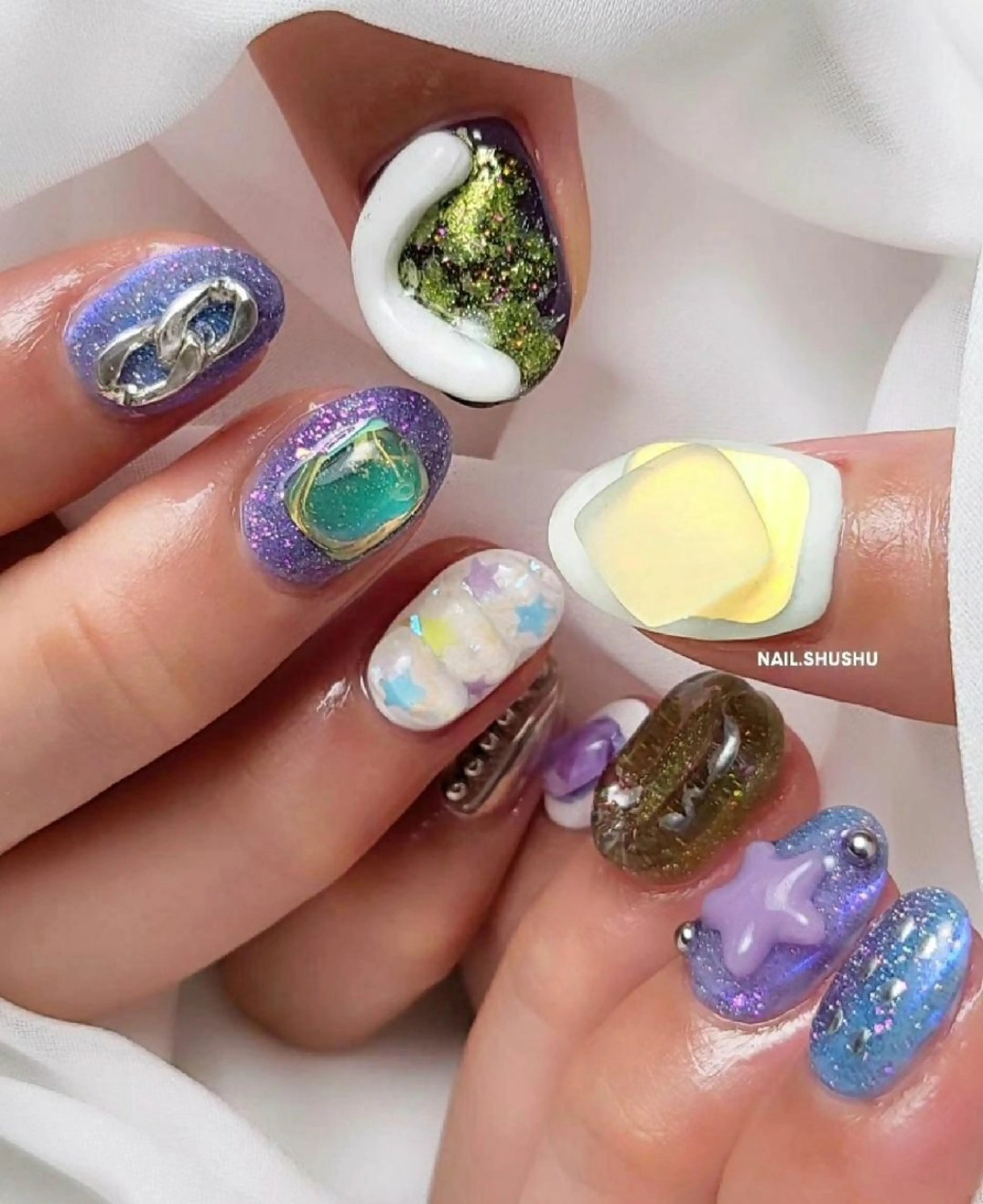 ネイル 持ち込み ニュアンスネイル ワンカラーネイル シンプルネイル 冬ネイル ハンドネイル 3dパーツ/流行り 👧shushu❤️のネイルデザイン