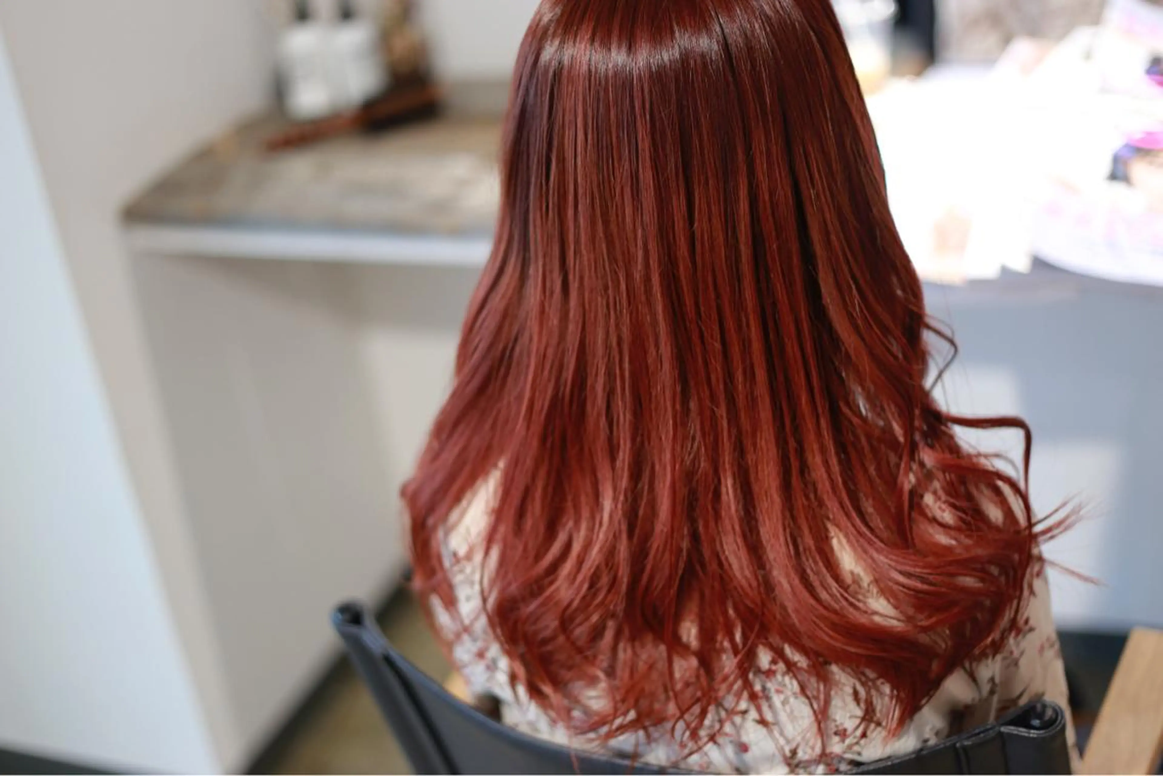 カラー ハイトーン/レイヤー /ケアブリーチ石川治のヘアスタイル