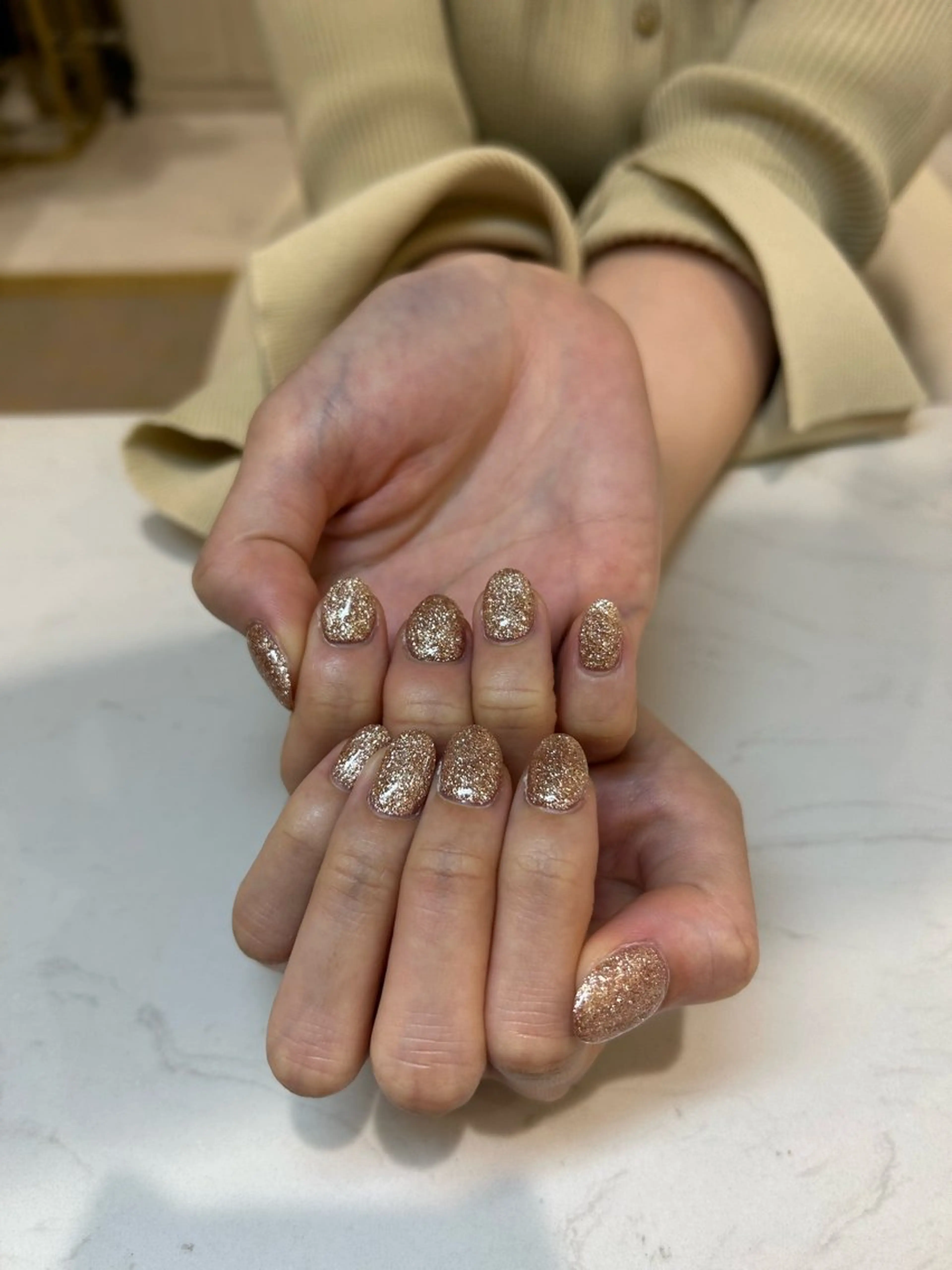 ネイル Raviy新宿店所属・やまだ ななせのネイルデザイン