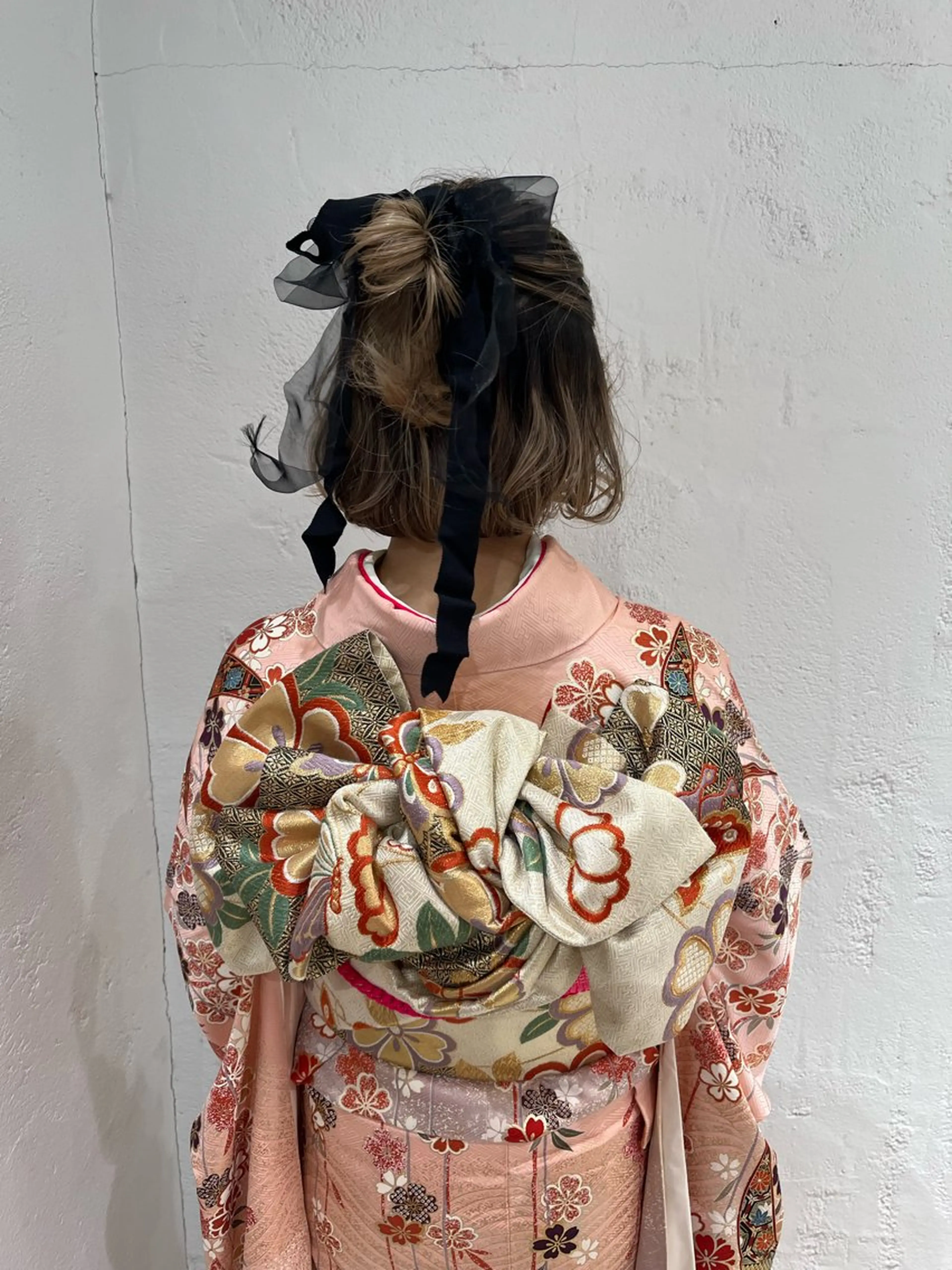 ミディアム ヘアアレンジ 成人式 ハーフアップ お団子ヘア 透明感カラー/ 髪質改善/ストレートのその他イメージ