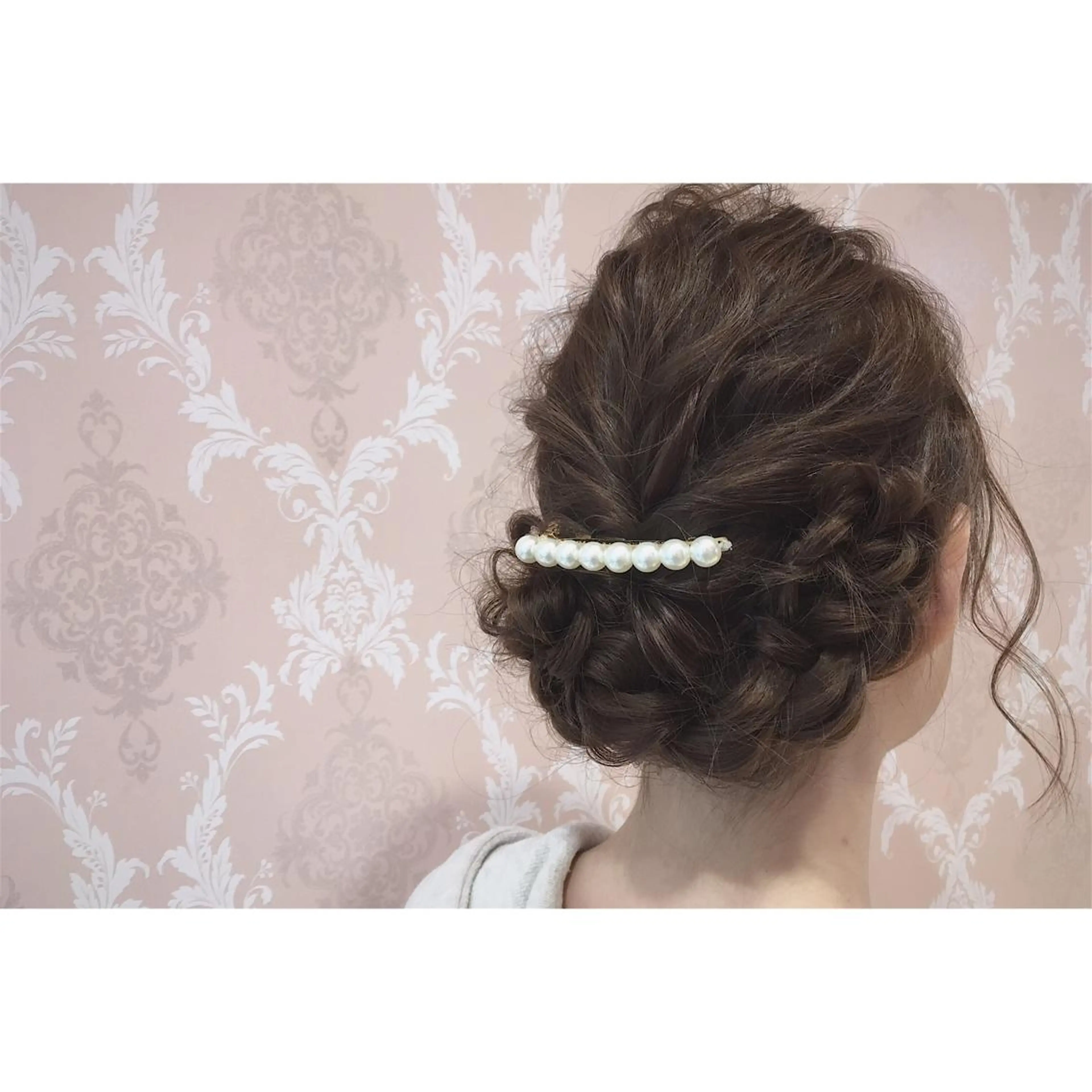 セミロング ヘアアレンジ graxi'    グラシー所属・ブリーチ/ハイトーン SERINAのヘアスタイル