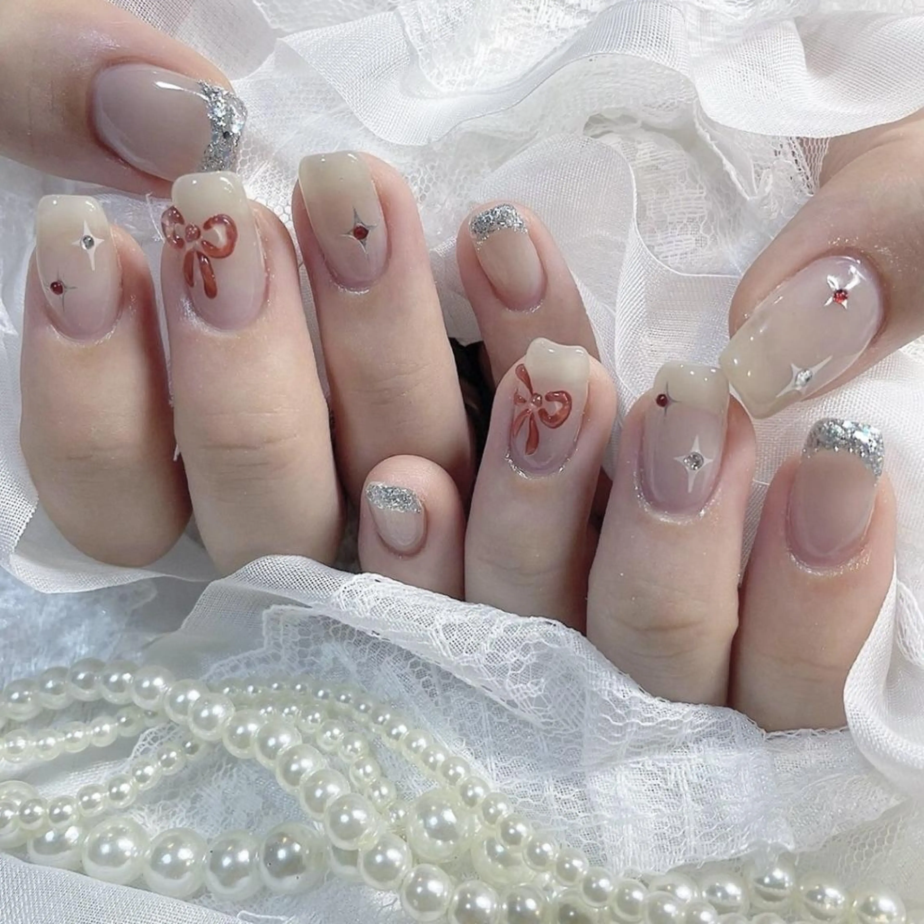 ネイル ジェルネイル 韓国ネイル 持ち込み ワンカラーネイル リボン ハンドネイル fiore nail 🦋のネイルデザイン