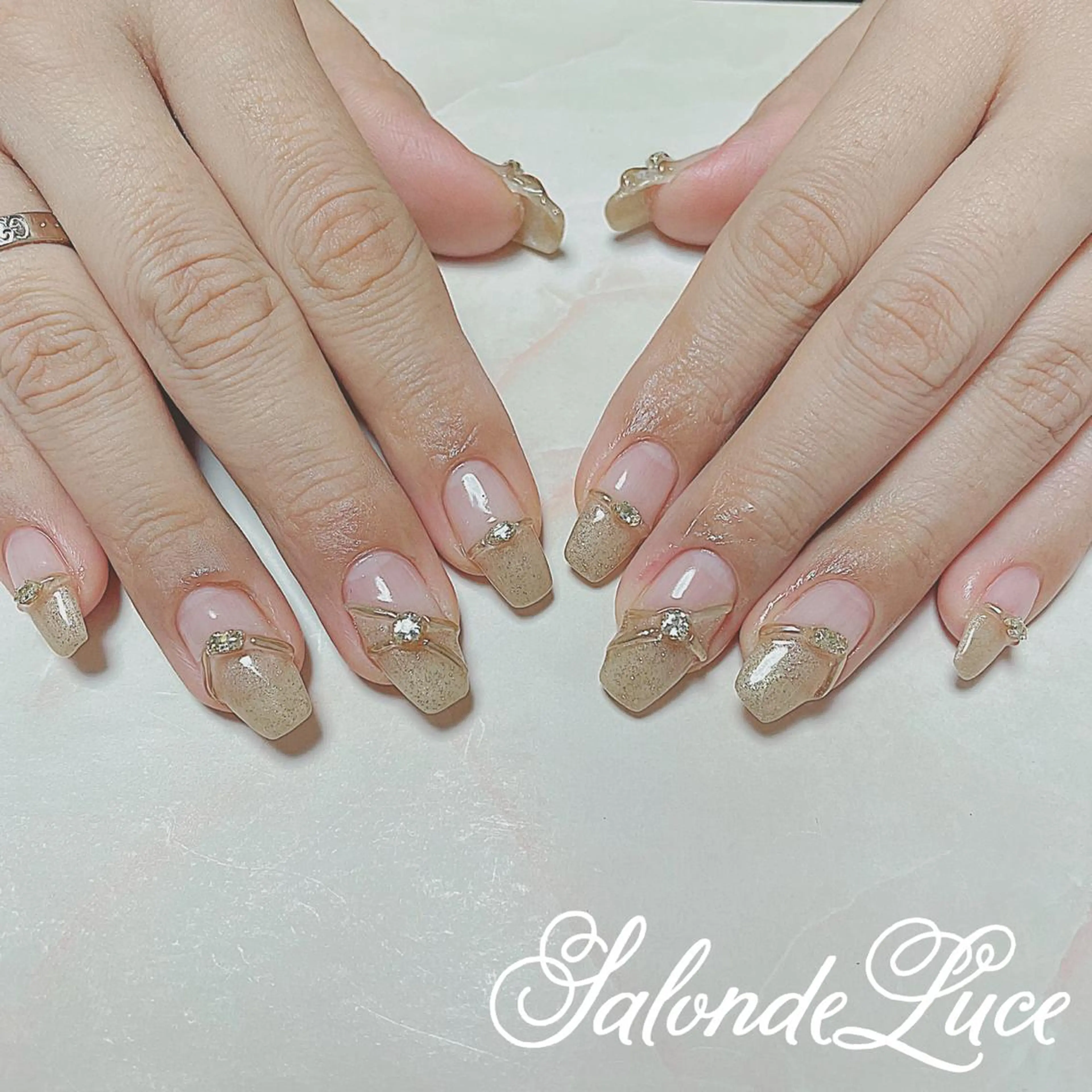 ネイル ミラーネイル Salon de Luceのネイルデザイン