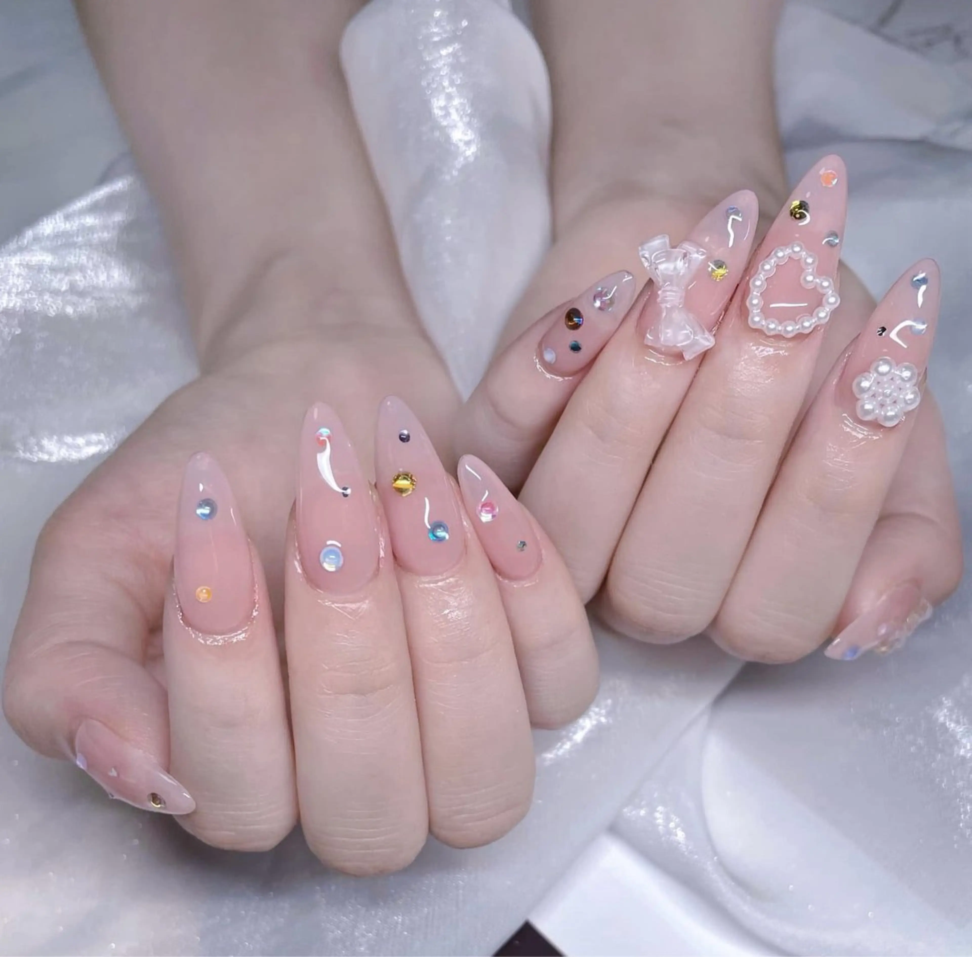 ネイル ハンドネイル Mira Nail Studioのネイルデザイン