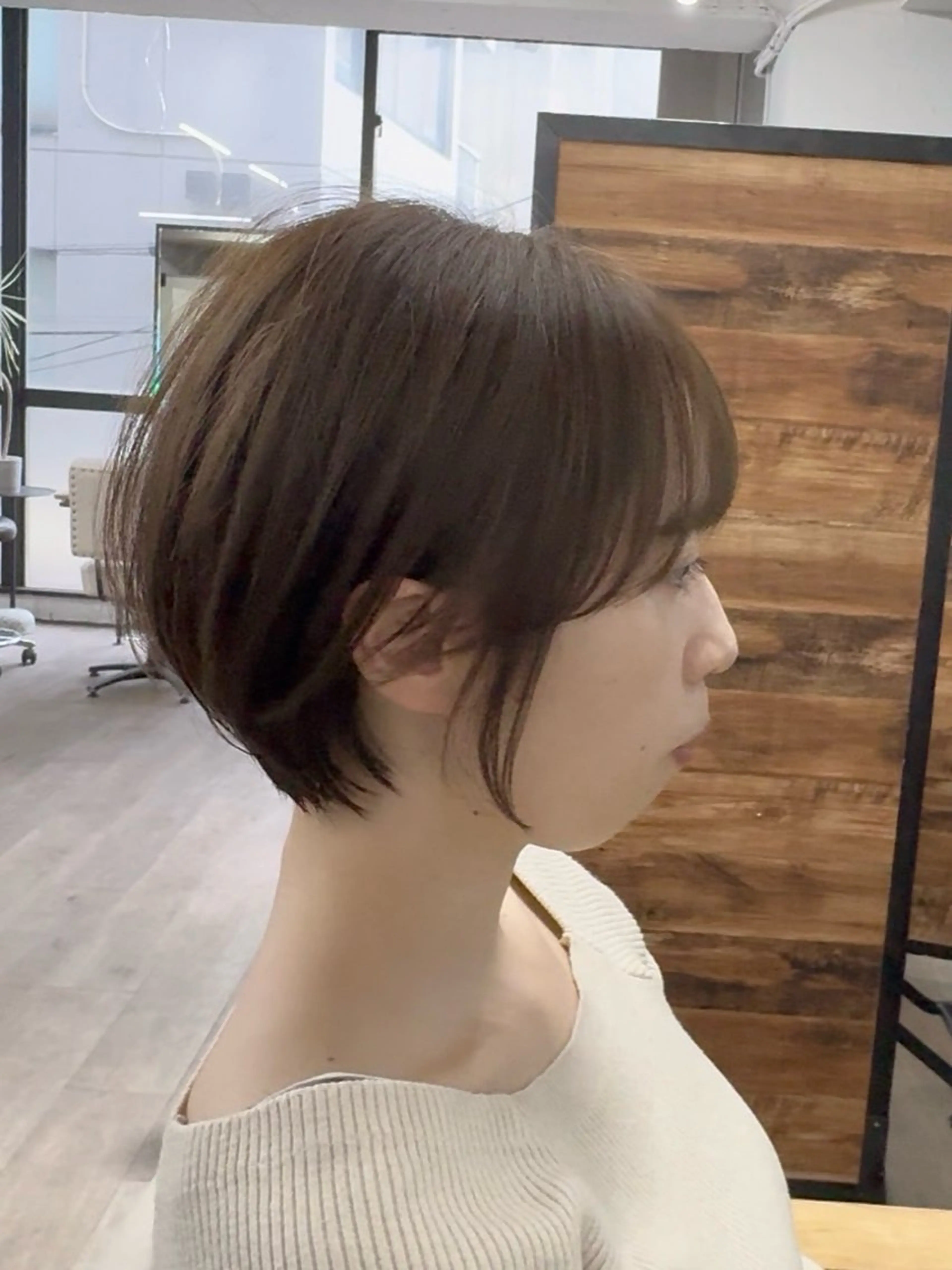 ショート 酒井 緋菜のヘアスタイル