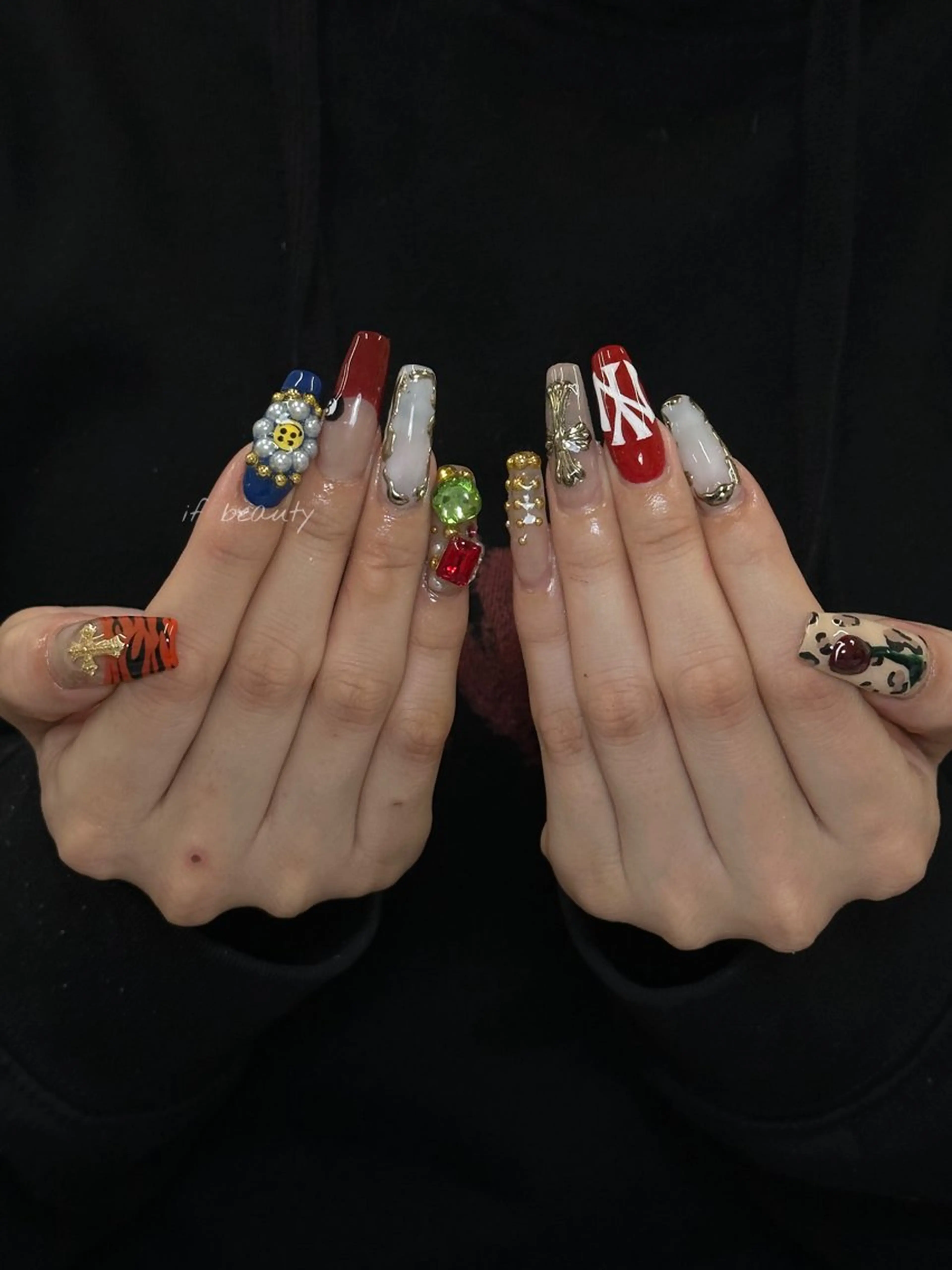 ネイル アートネイル ジェルネイル グラデーション パラジェル ワンホンネイル ハンドネイル if Hair＆Nail Salon所属・IKA /海外ネイル /個性派/ワンホンのネイルデザイン