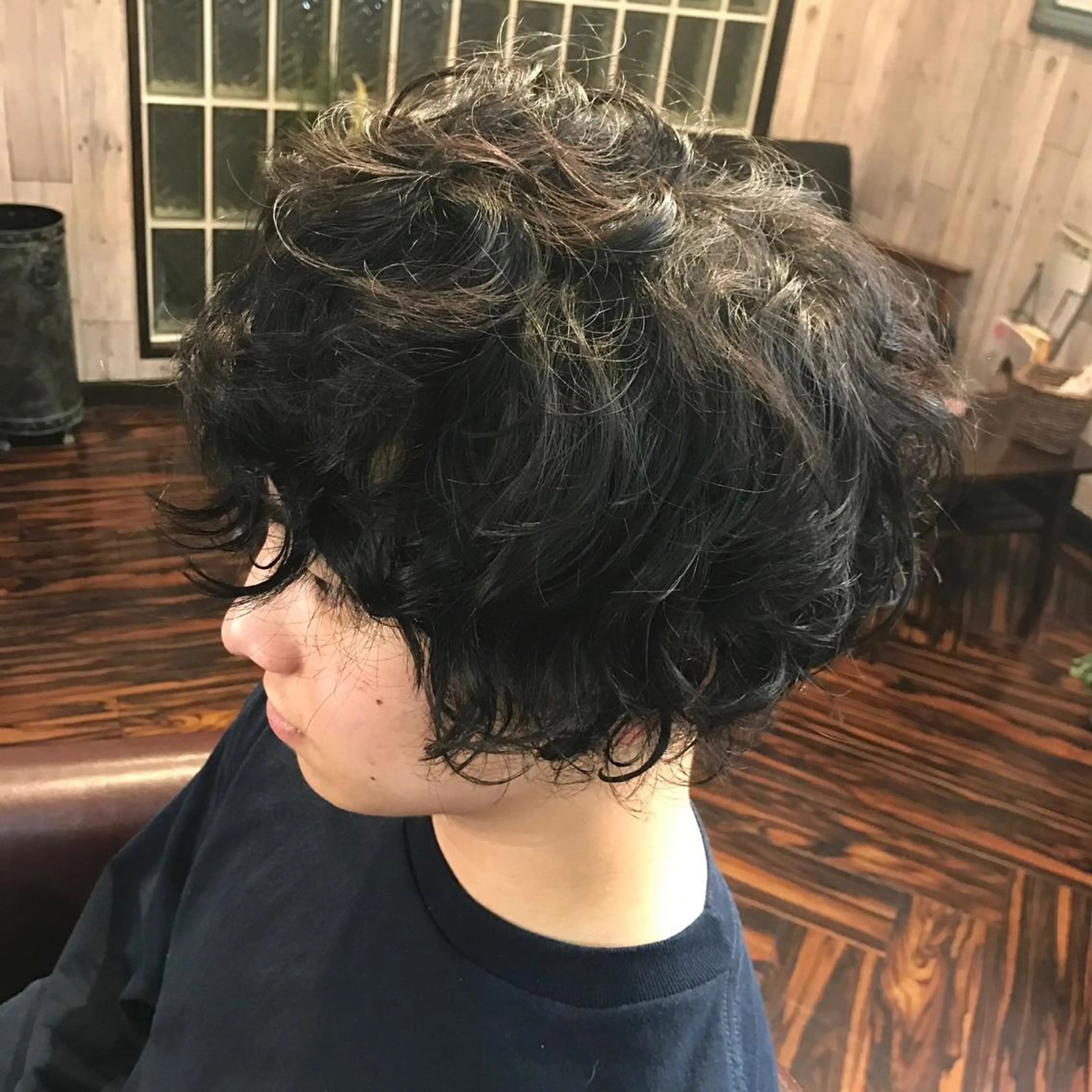ショート パーマ メンズ 庭山 理沙のヘアスタイル