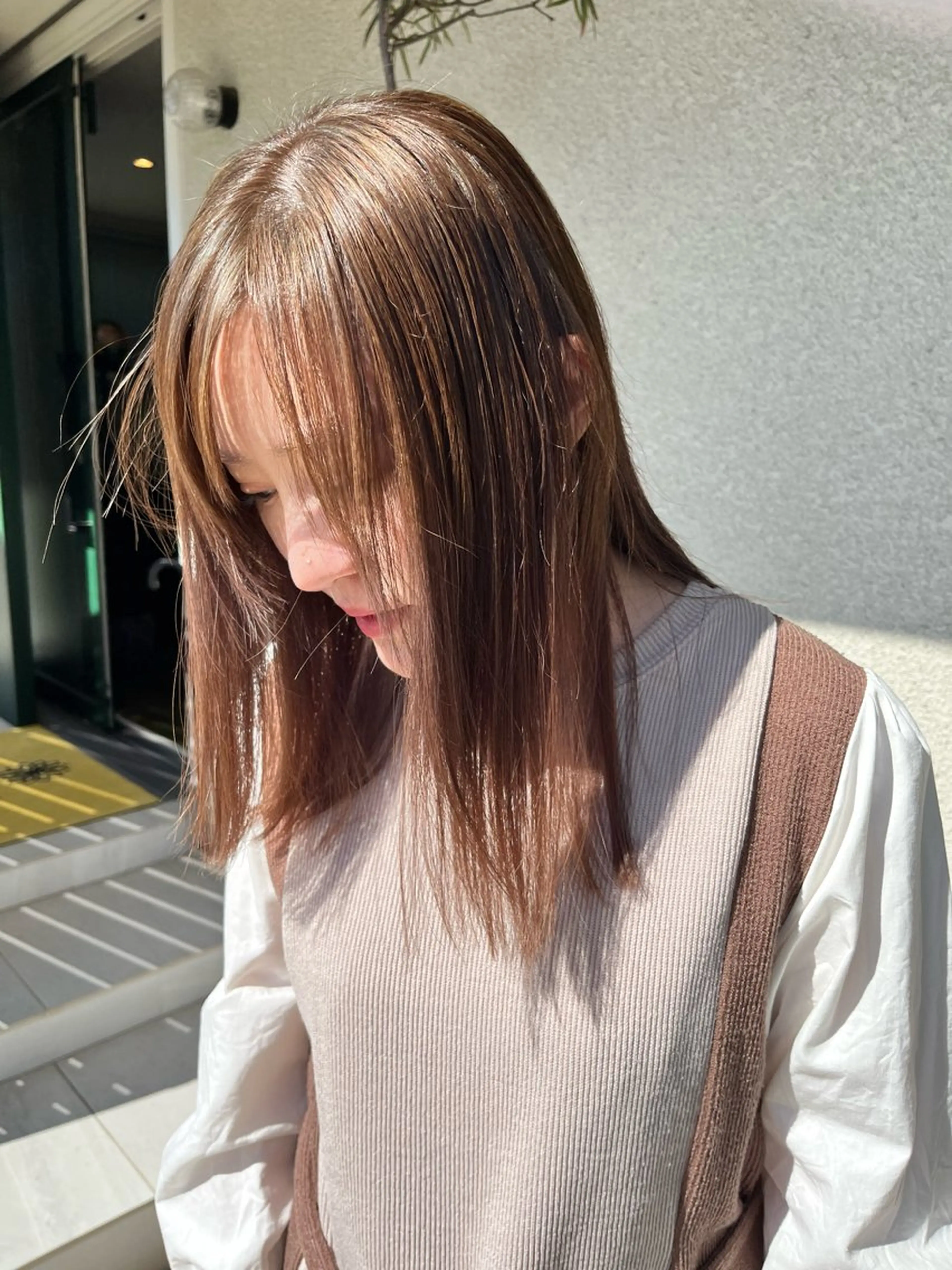 ミディアム 松本 茜のヘアスタイル