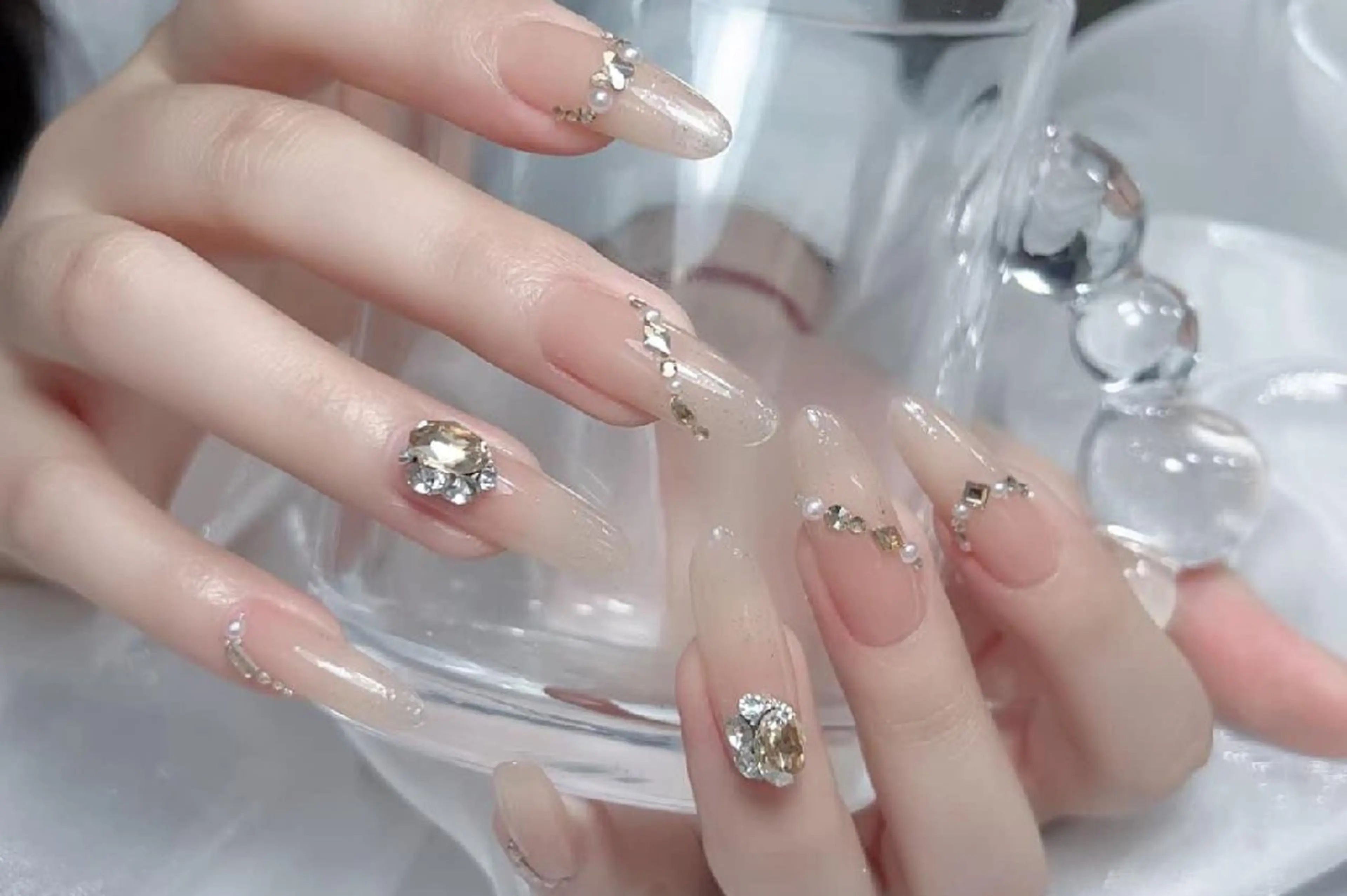 ネイル 小島 阿佑美のネイルデザイン