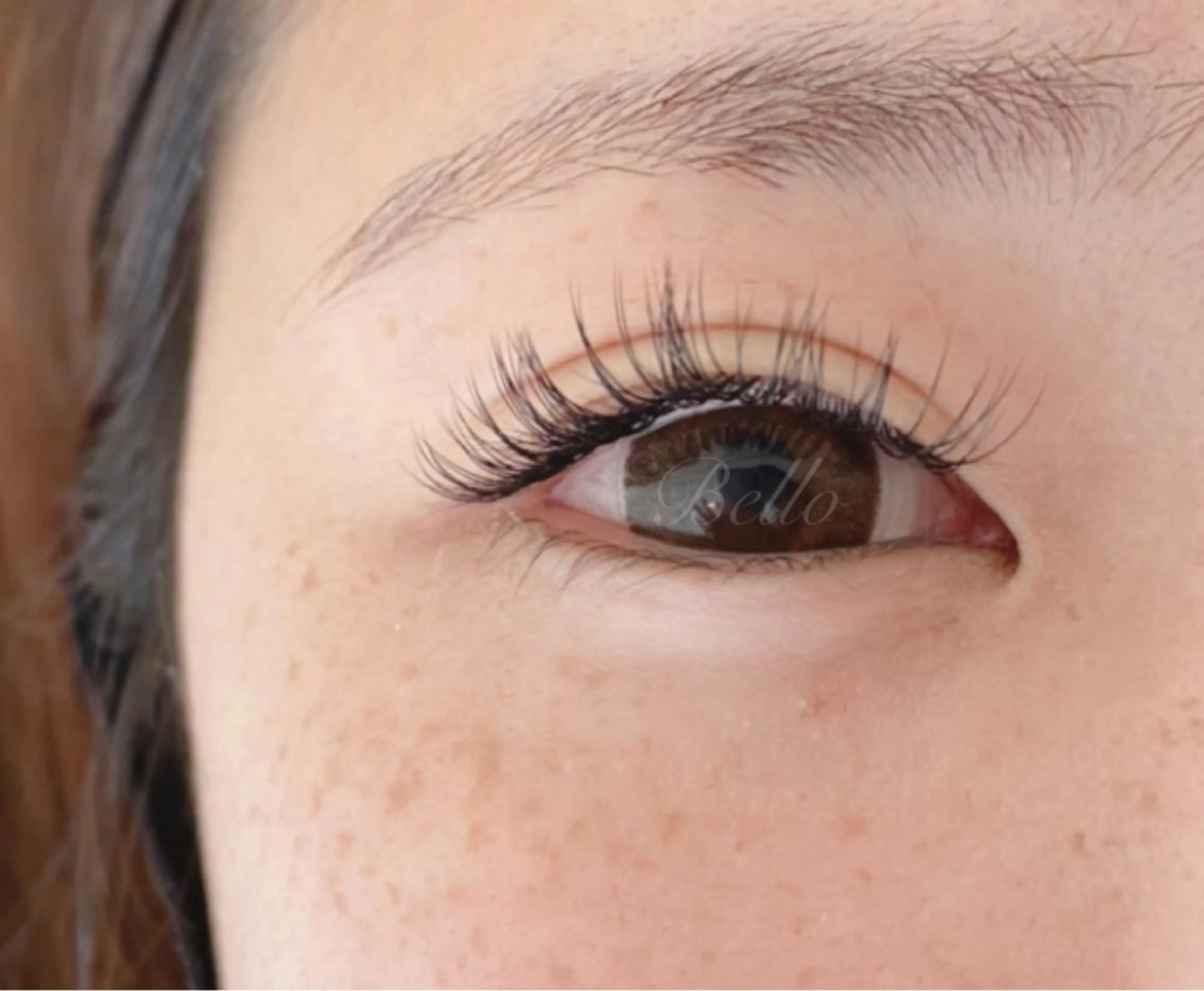 マツエク・マツパ アップワードラッシュ 🐷Bello 田中 安優奈🐷のマツエク・マツパデザイン