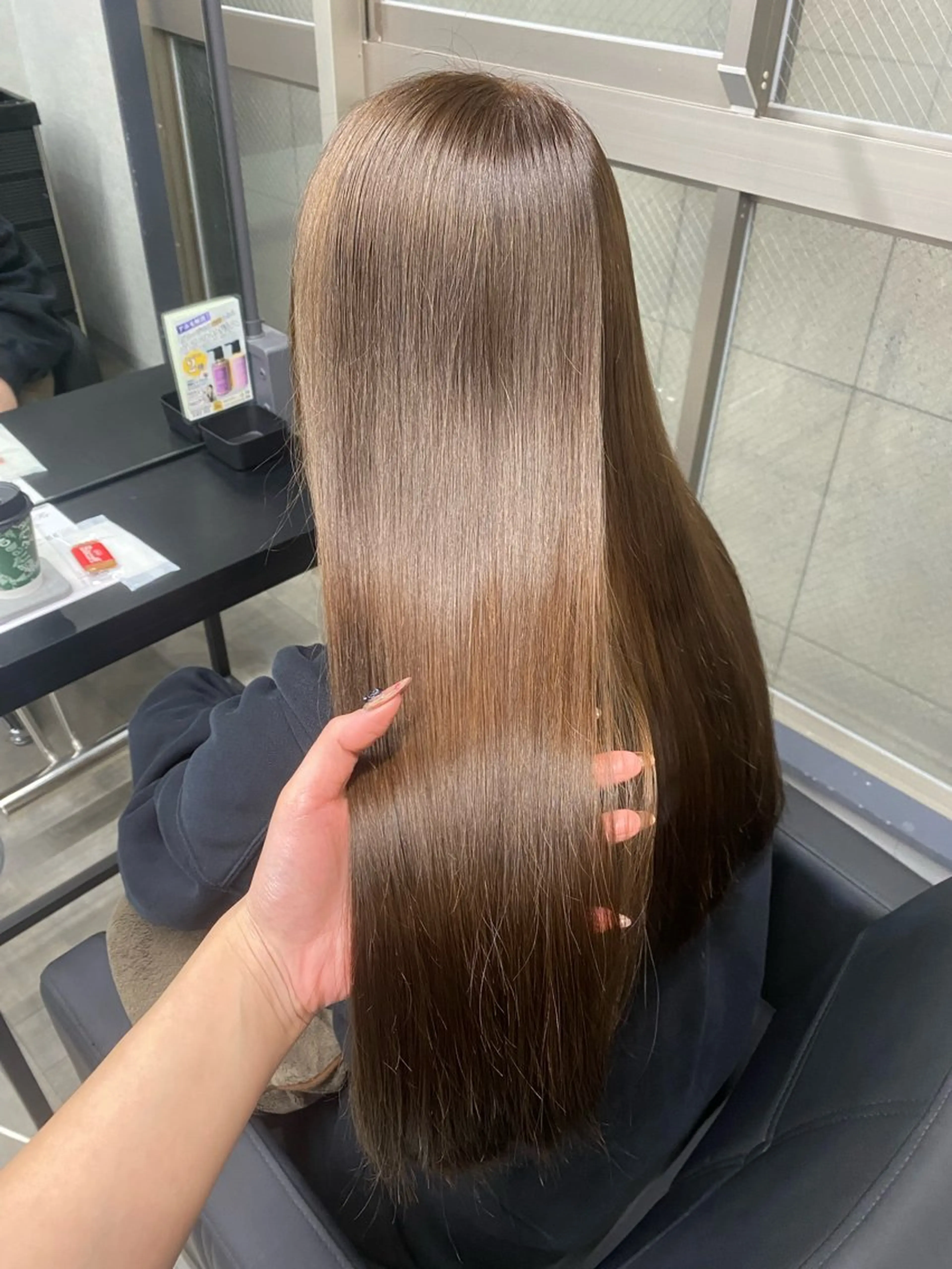 カラー 𝗮𝘆𝘂𝗺𝗶 ハイトーン🎀のヘアスタイル