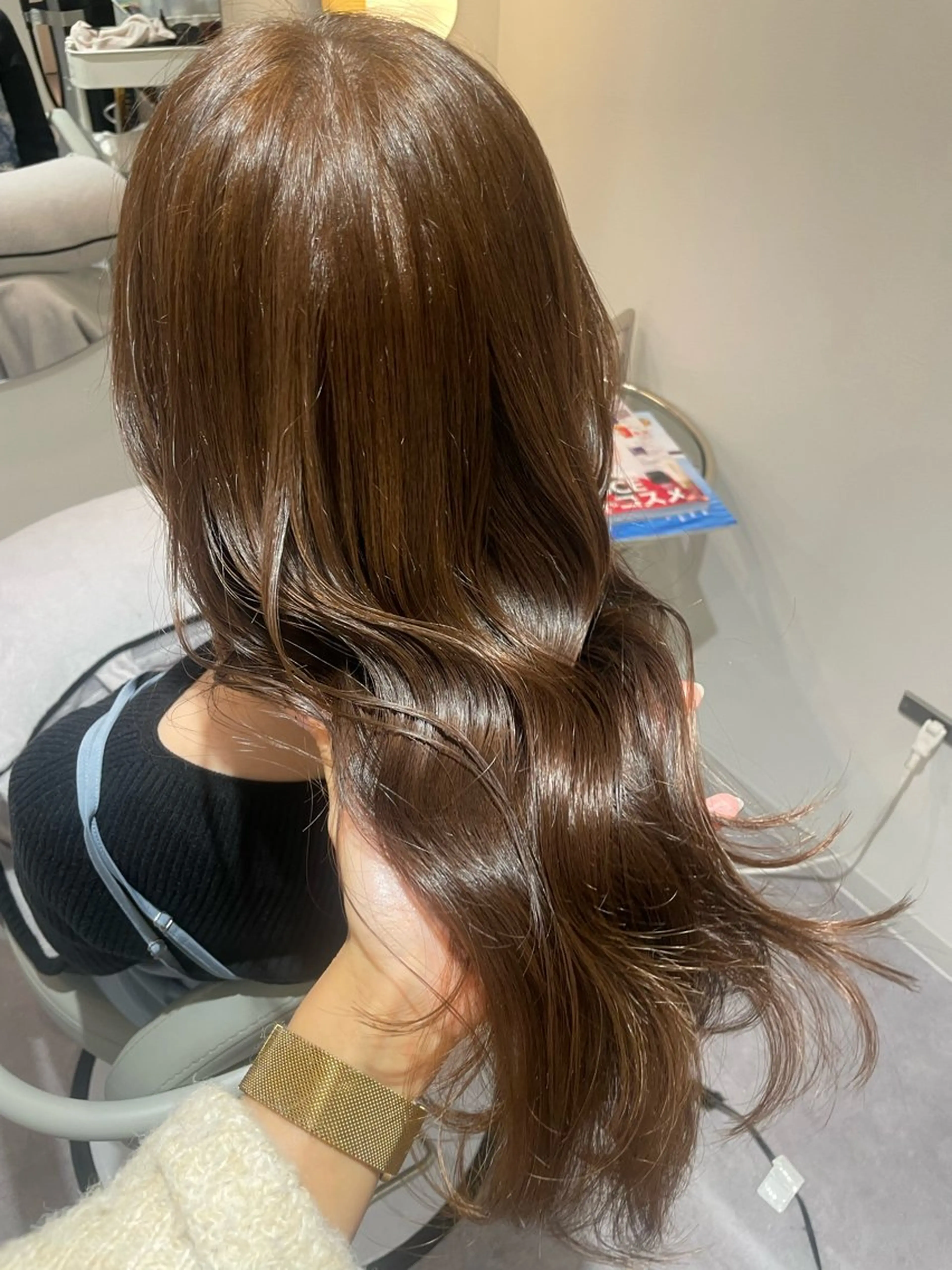 ロング 廣岡 采音のヘアスタイル