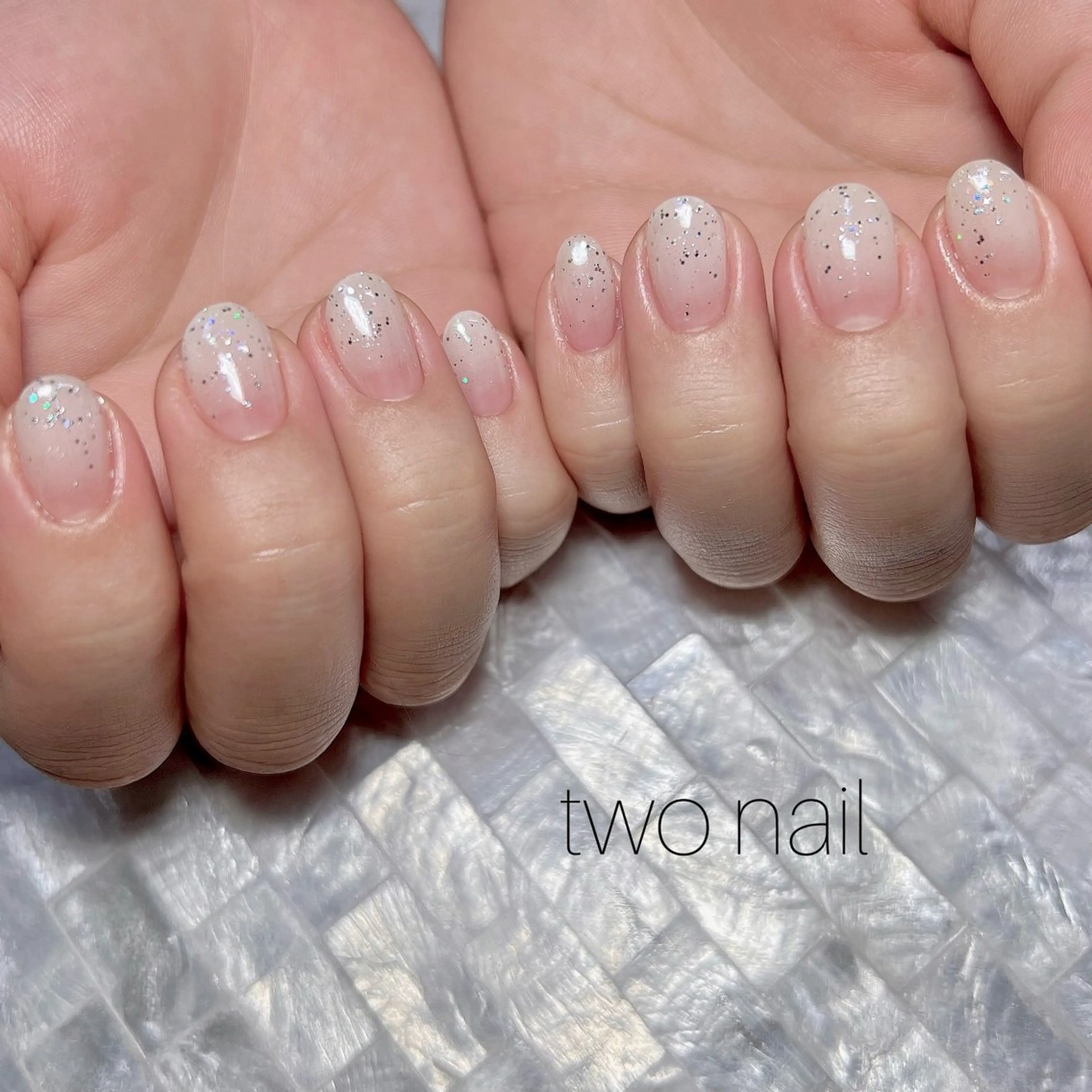 ネイル ネイルチップ ホワイト ハンドネイル two nailのネイルデザイン