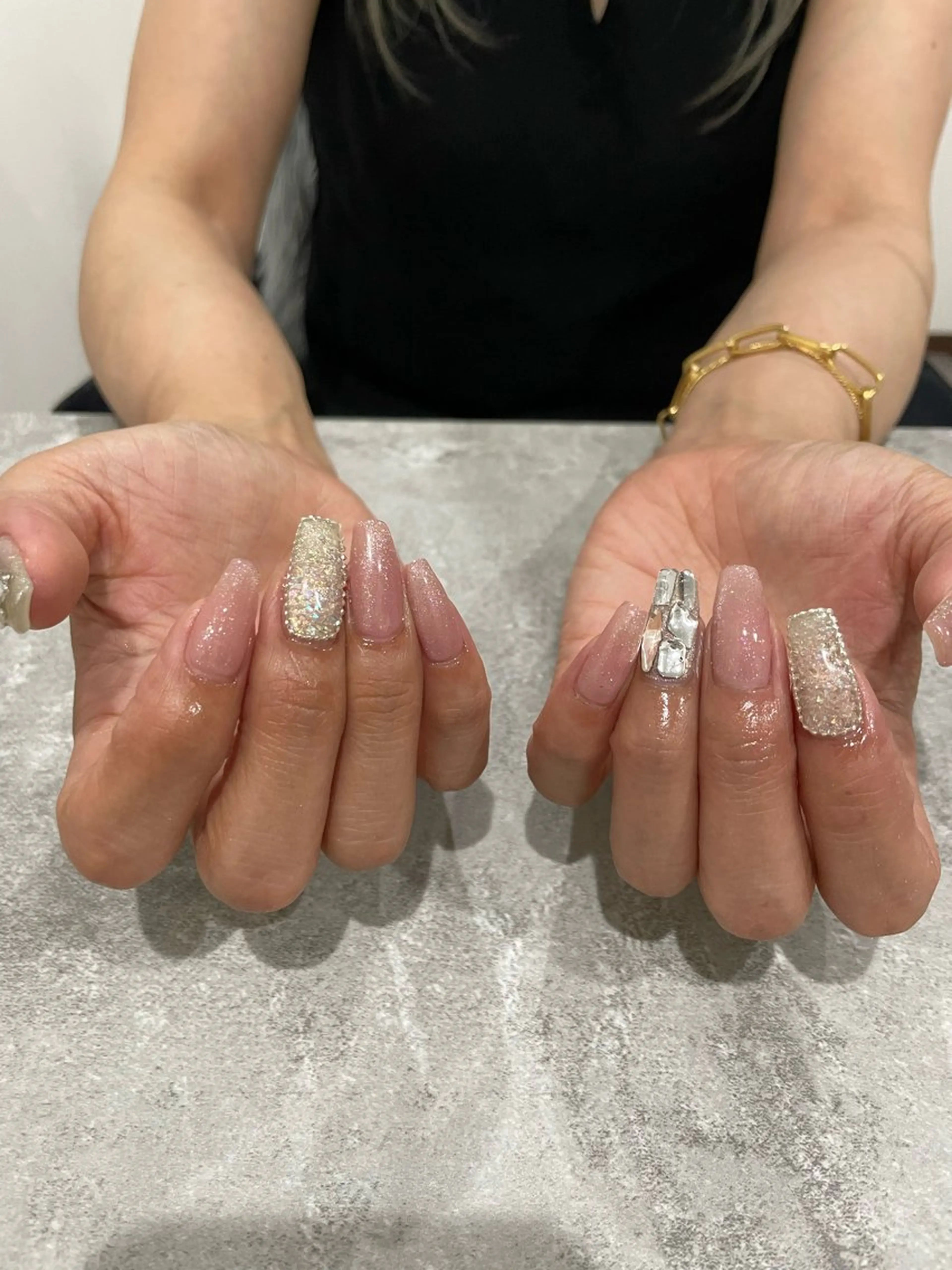 ネイル 持ち込み Raviliss ♡のネイルデザイン