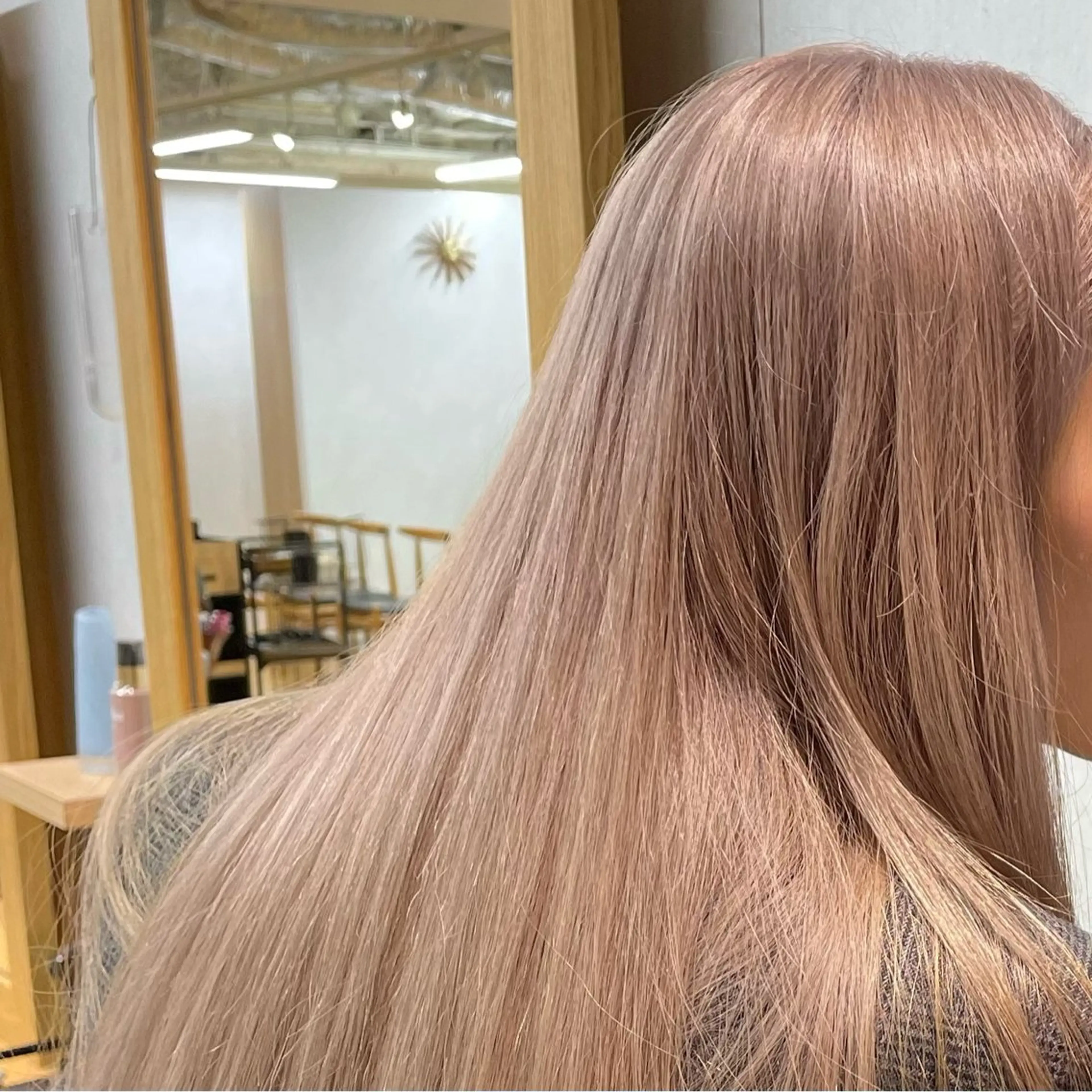 ロング 🍑暖色／レイヤー／ 真希🎀のヘアスタイル