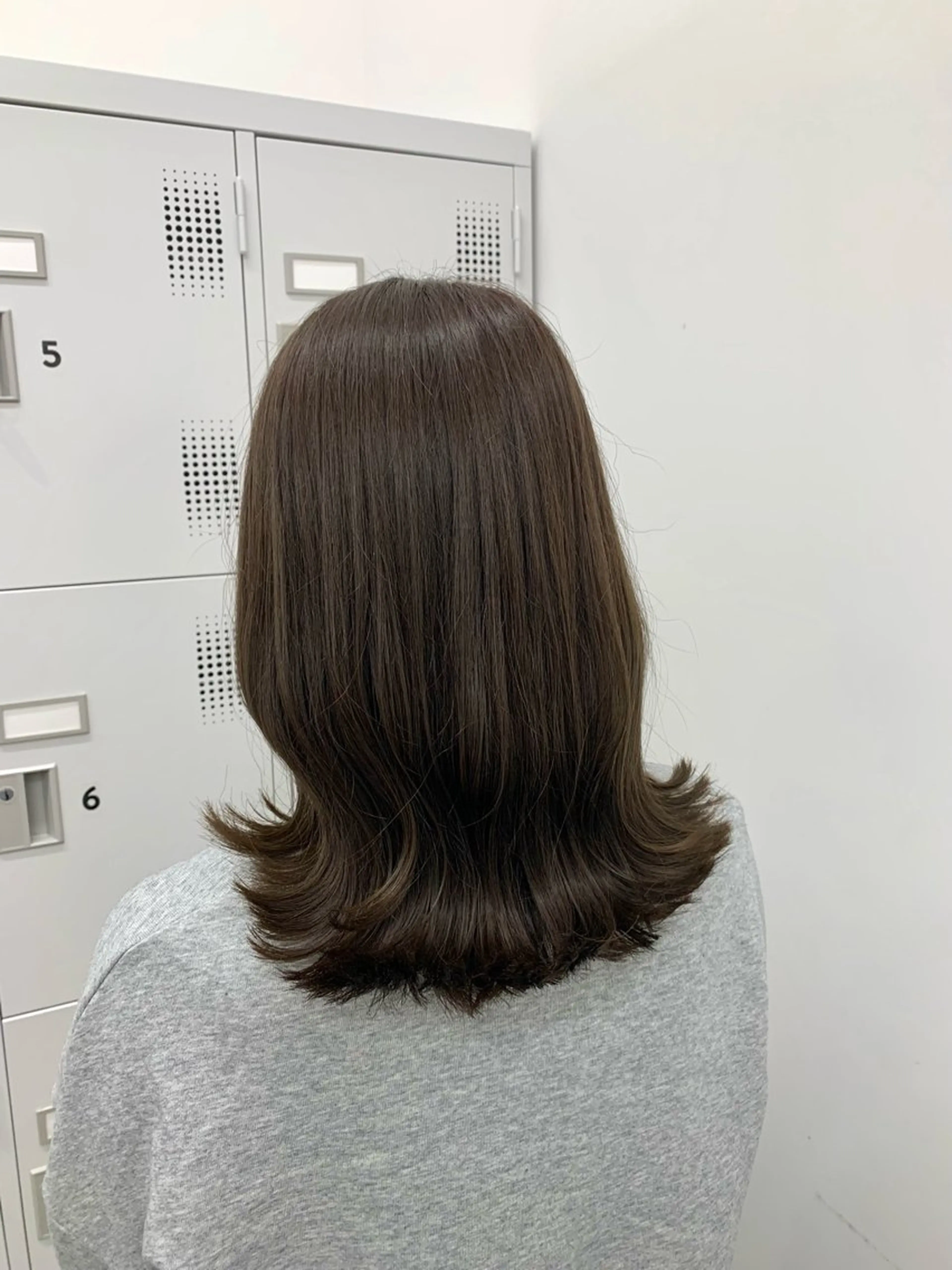 ミディアム カラー カット パーマ トリートメント 本格ヘッドスパ🌿 ×ヘア 佐藤のヘアスタイル