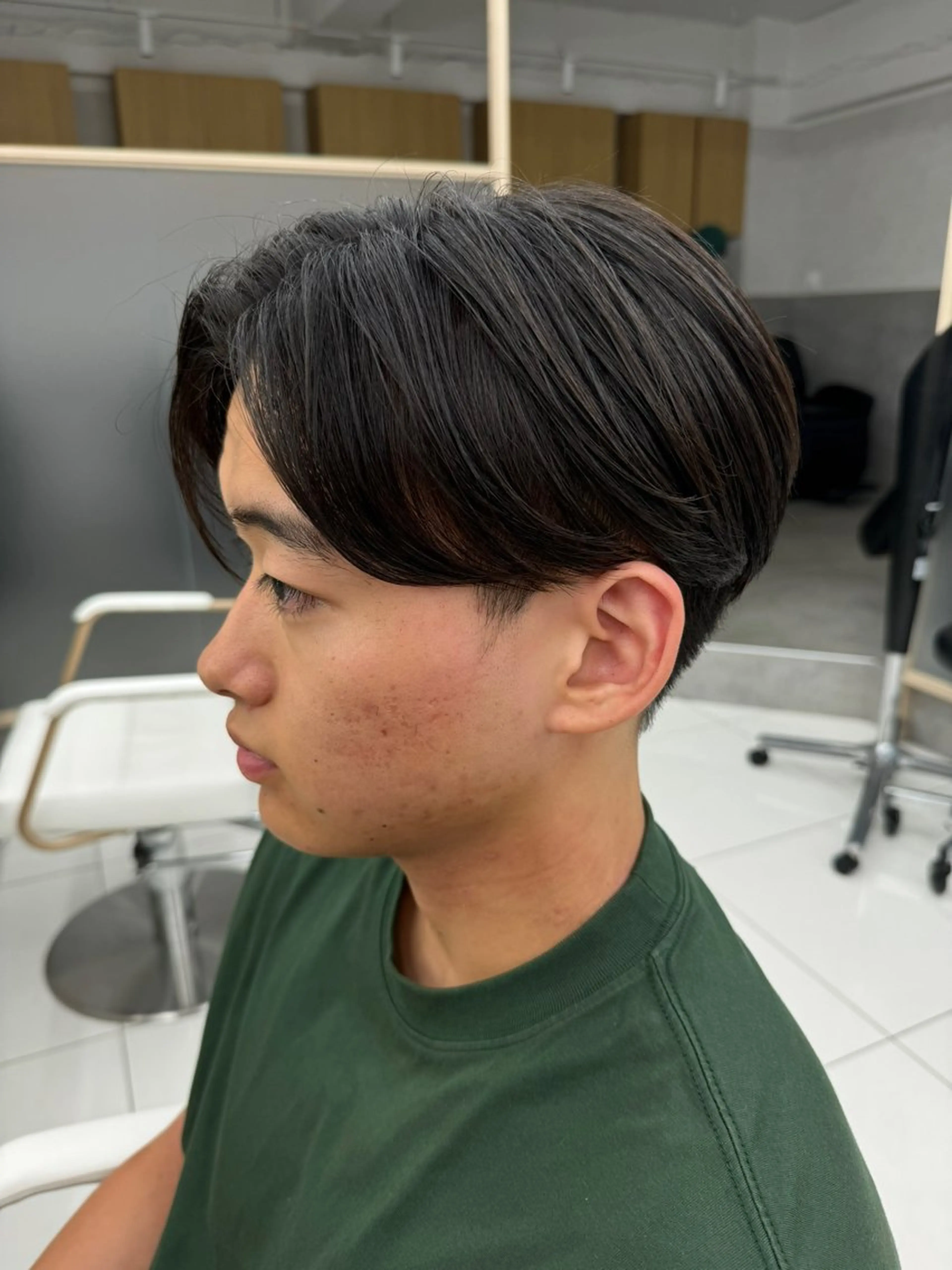 ショート パーマ メンズ メンズパーマ くせ毛 縮毛矯正 ニュアンスパーマ カット 縮毛矯正 【メンズ縮毛矯正】 田中秀斗のヘアスタイル