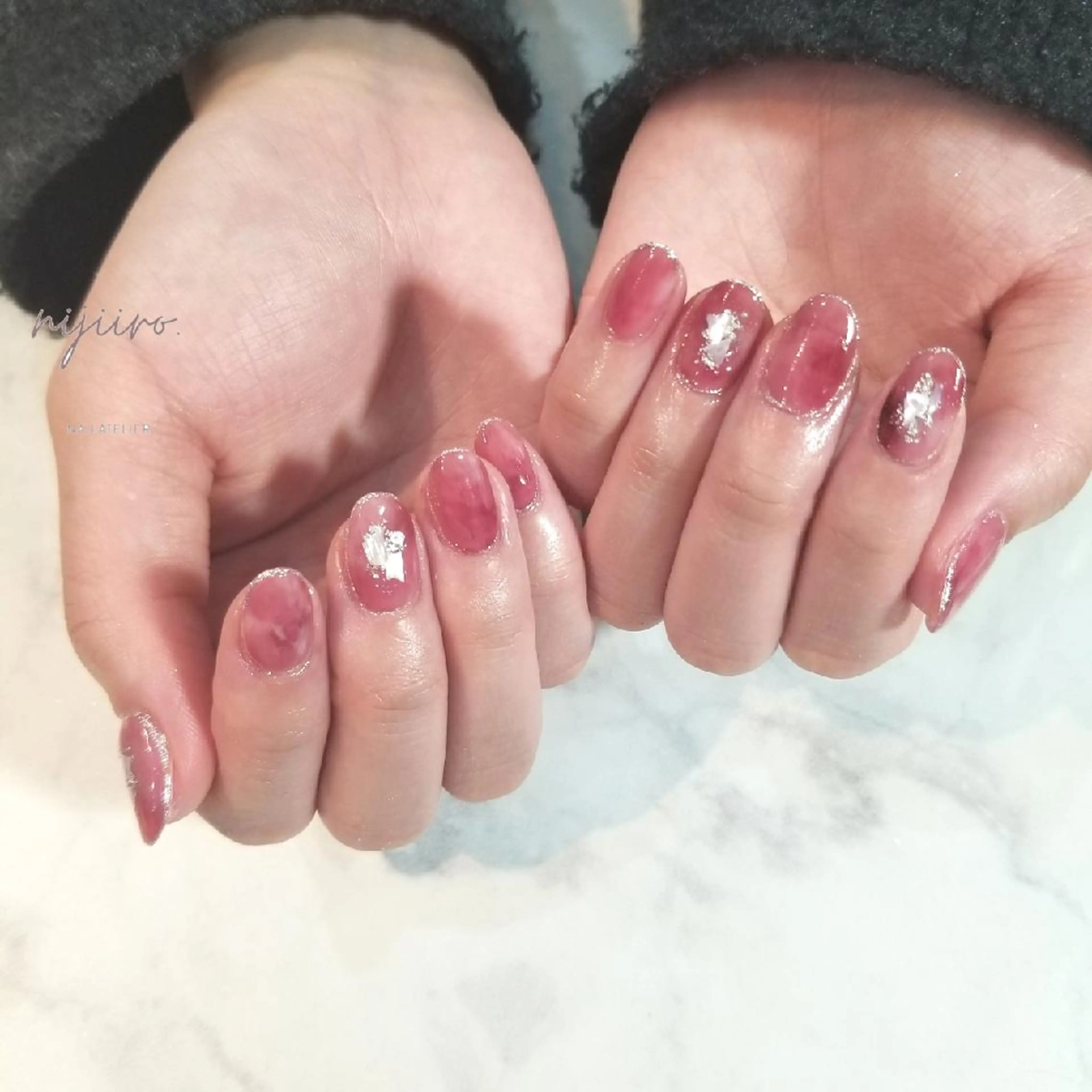 ネイル ハンドネイル nailatelier nijiiro.所属・nijiiro🌈 サトウのネイルデザイン