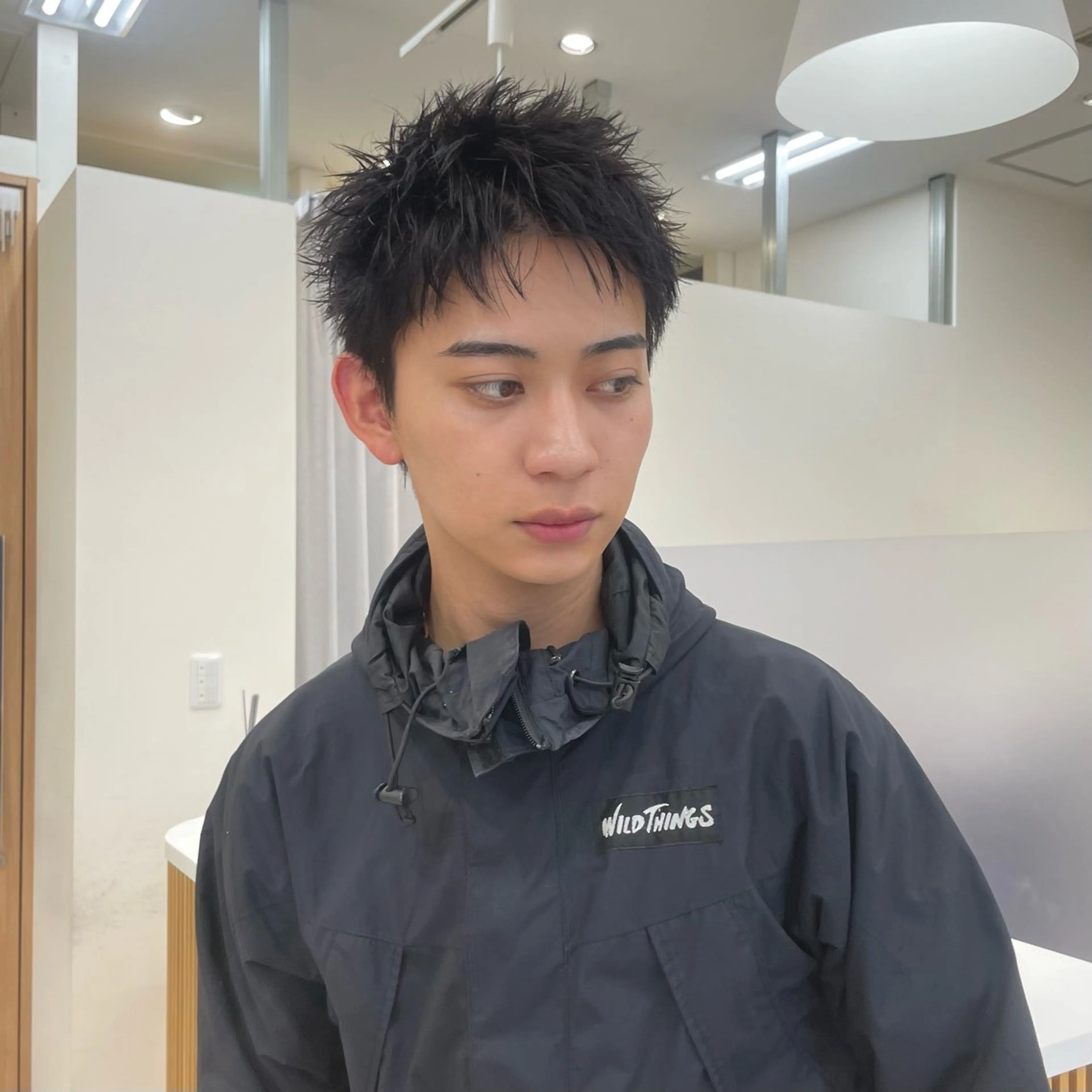 メンズ スパイキーショート カット hana ・メンズ特化のヘアスタイル