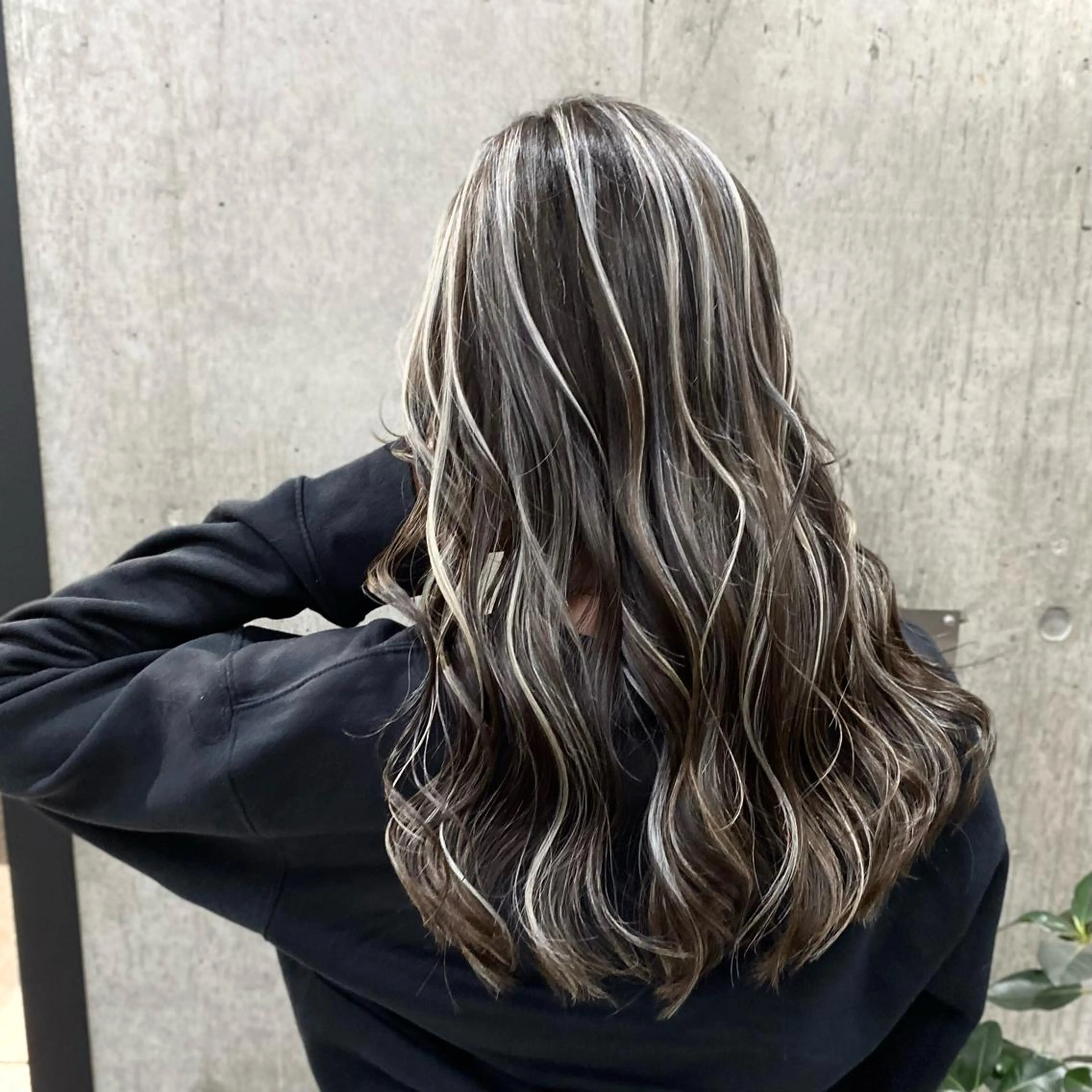 ロング カラー バレイヤージュ デザインカラー ハイライトカラー ハイライト レイヤーカット ヘアカラー 🌈透明感カラー ✨松田龍也🌈のヘアスタイル