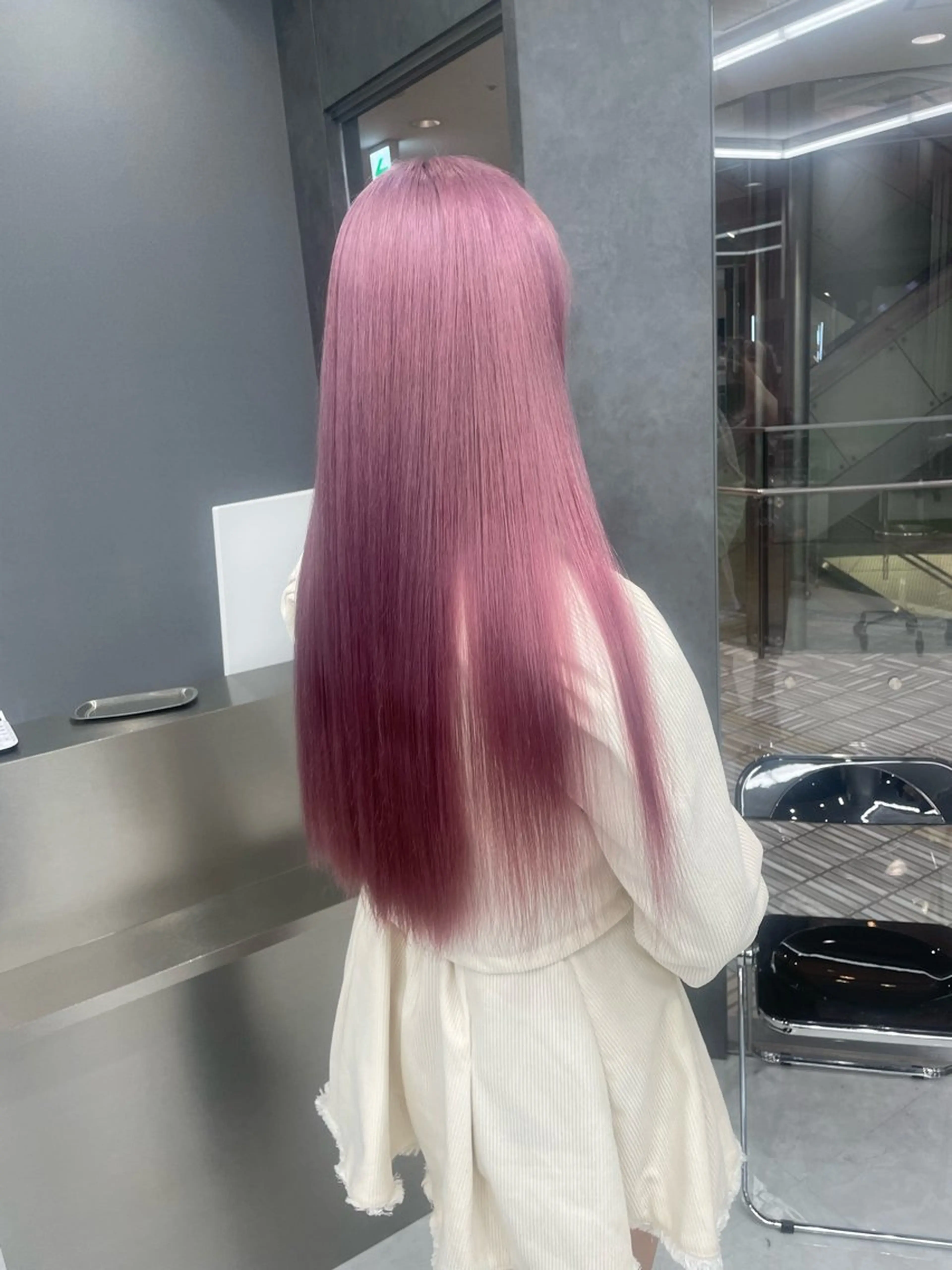 ロング カラー ヘアアレンジ メンズウルフ🐺♡ ブリーチ♡ヘアメ🎀のヘアスタイル