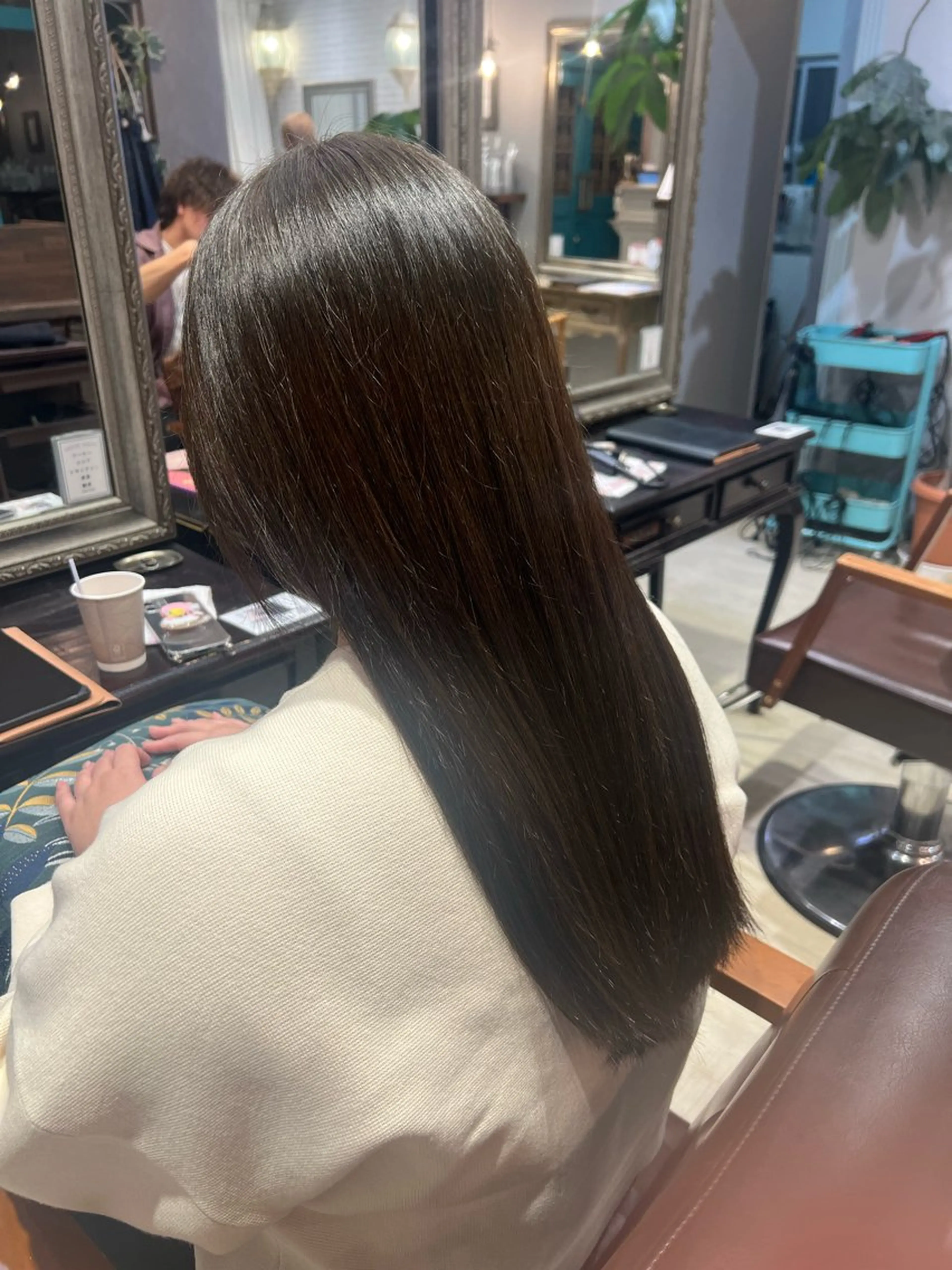 【❣️ミニモ限定料金✨】アディクシーカラー➕Aujua4stepトリートメント🫧※補足説明ありの写真