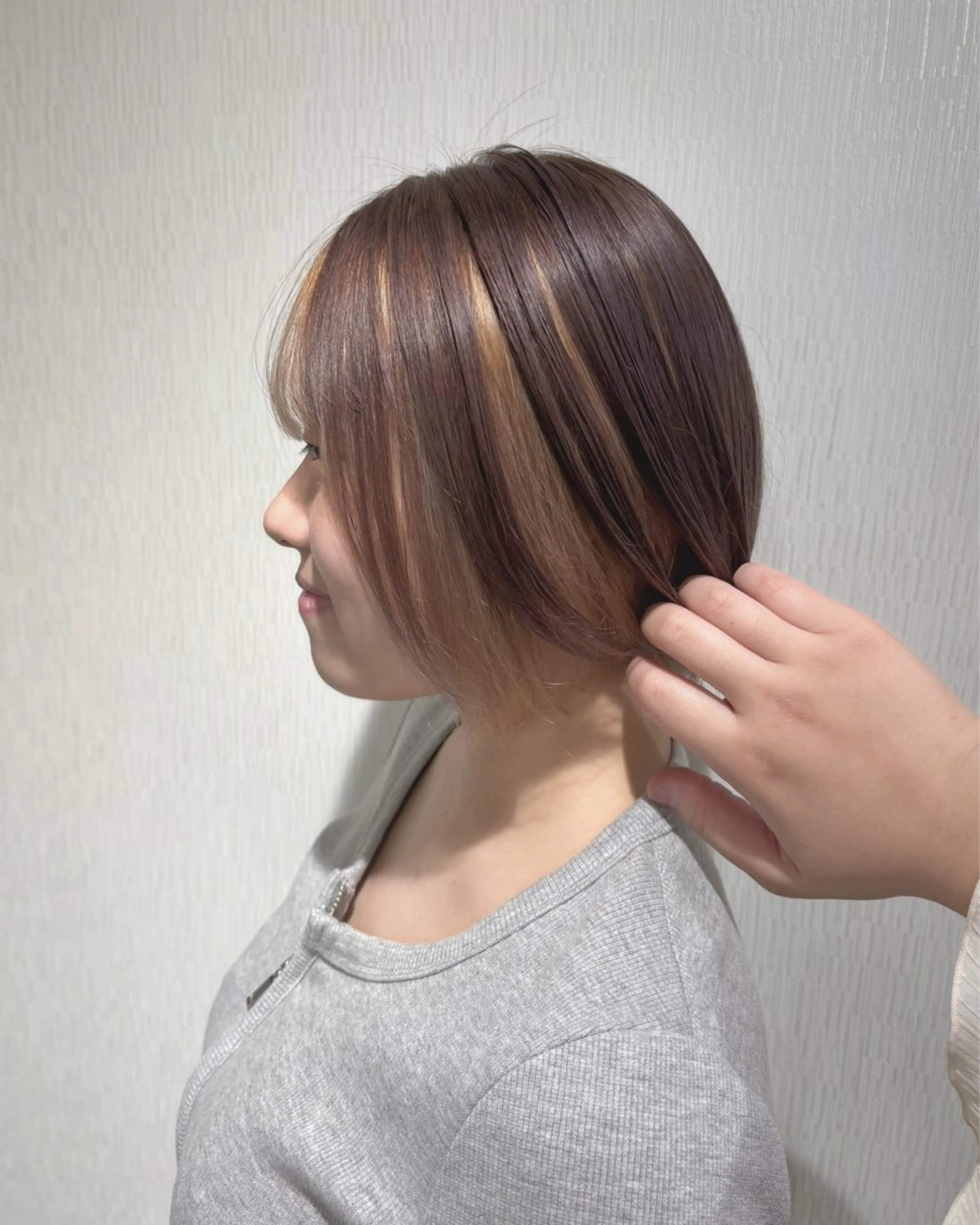 ショート 艶カラー/ 透明感カラー/AOIのヘアスタイル