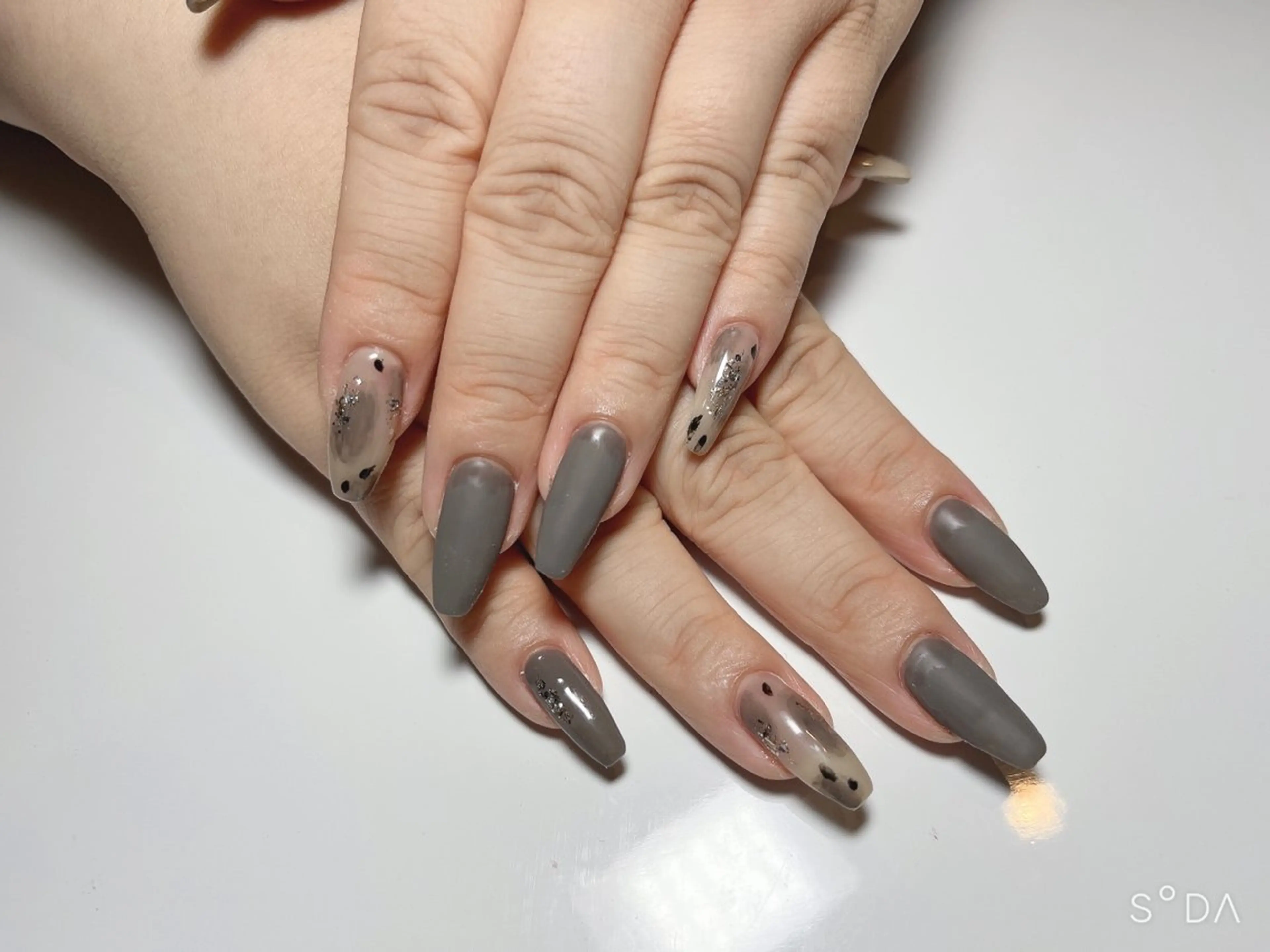 ネイル ハンドネイル Ree所属・ネイル脱毛 Reeのネイルデザイン