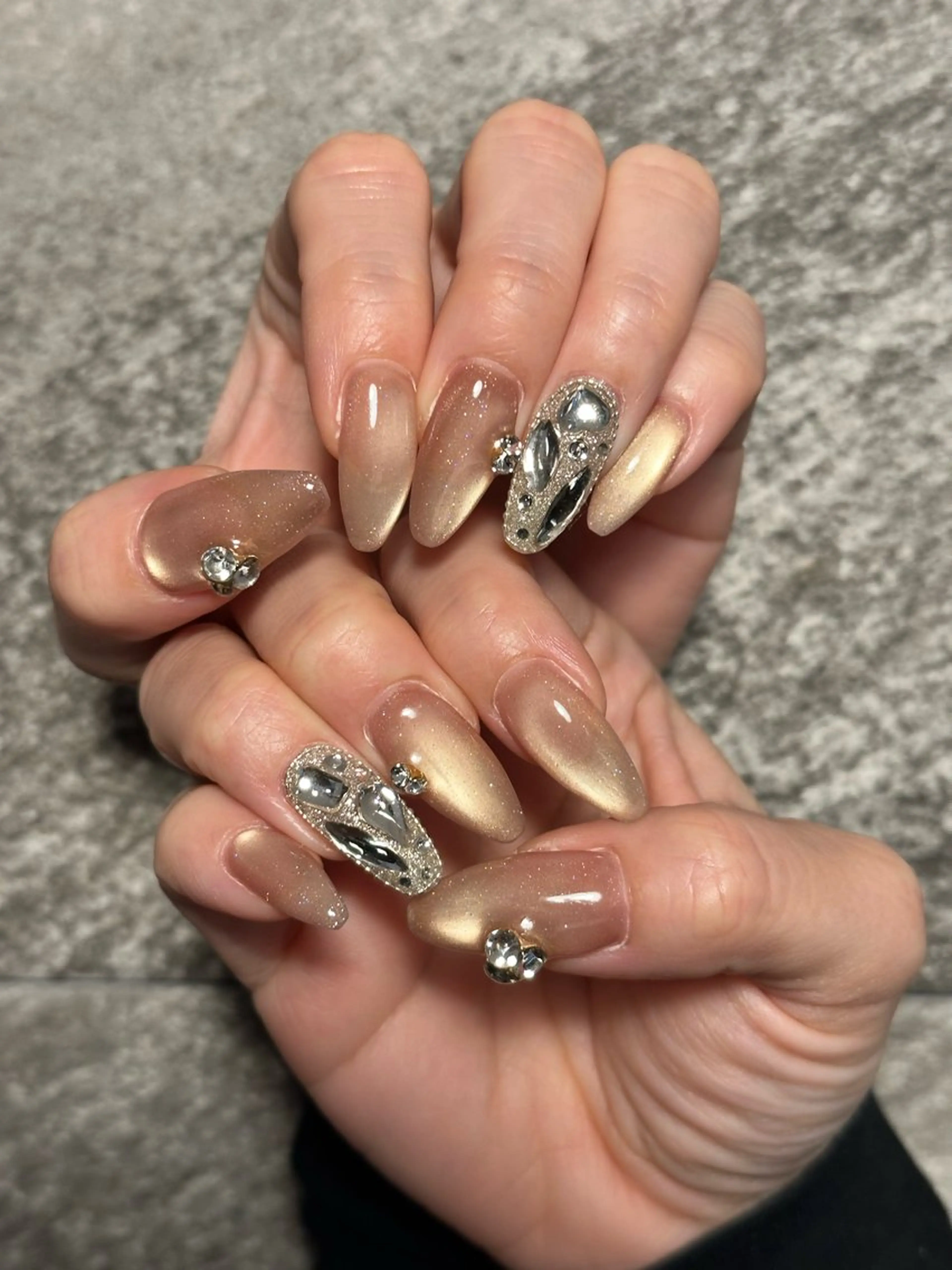 ネイル ハンドネイル Yuji .Fのネイルデザイン