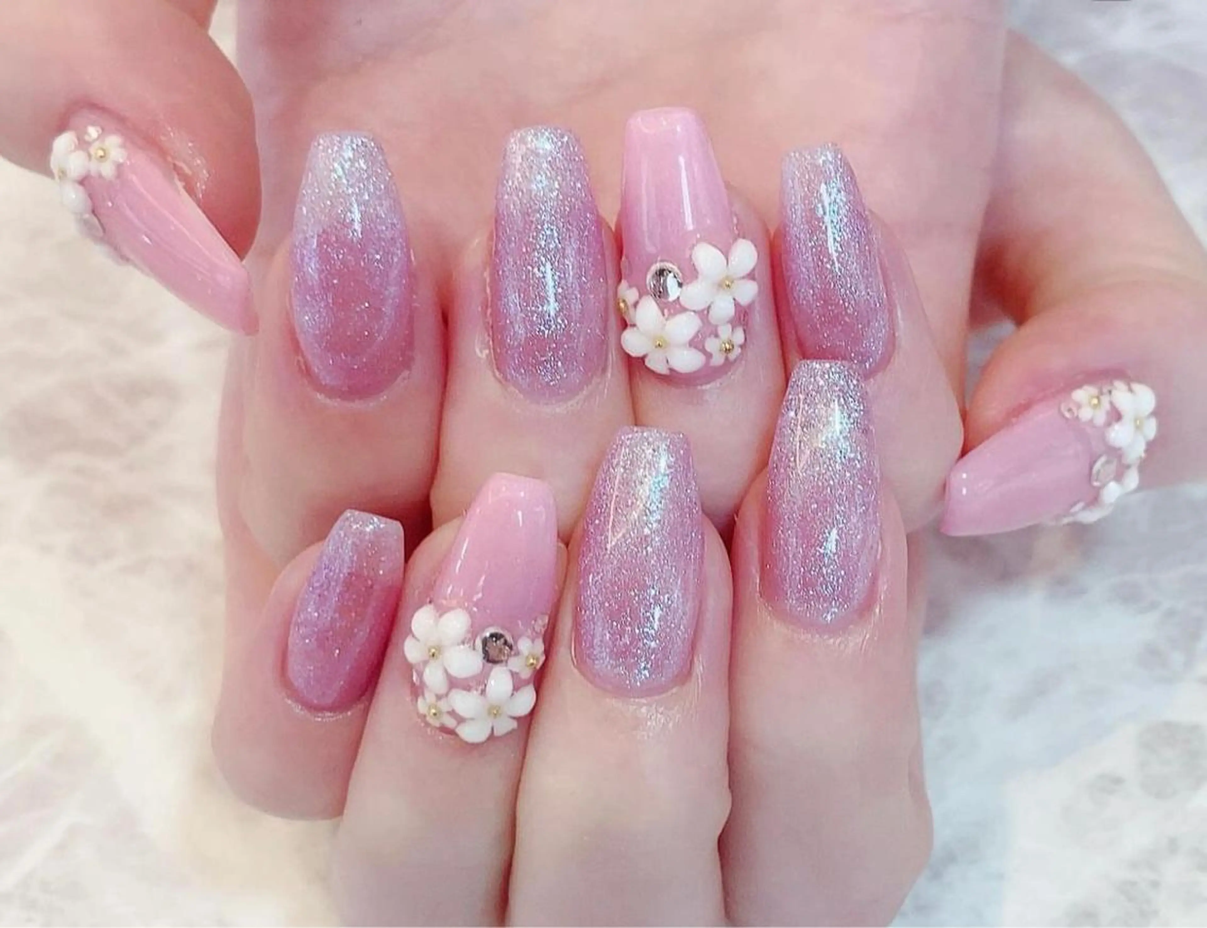 ネイル ハンドネイル VIVIAN リサのネイルデザイン