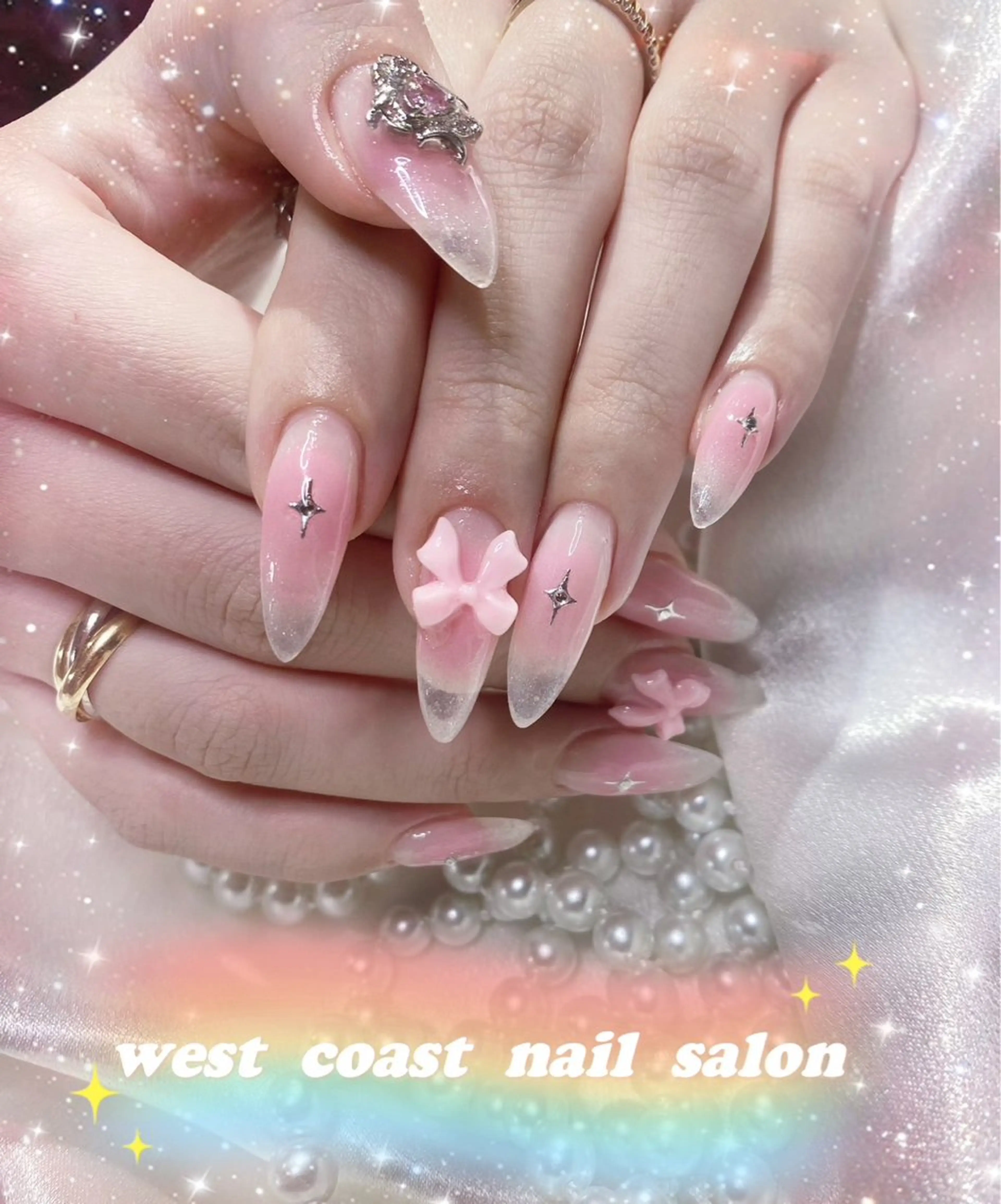 ネイル クリアネイル フレンチネイル リボン、ガーリー パーツ放題専門店のネイルデザイン