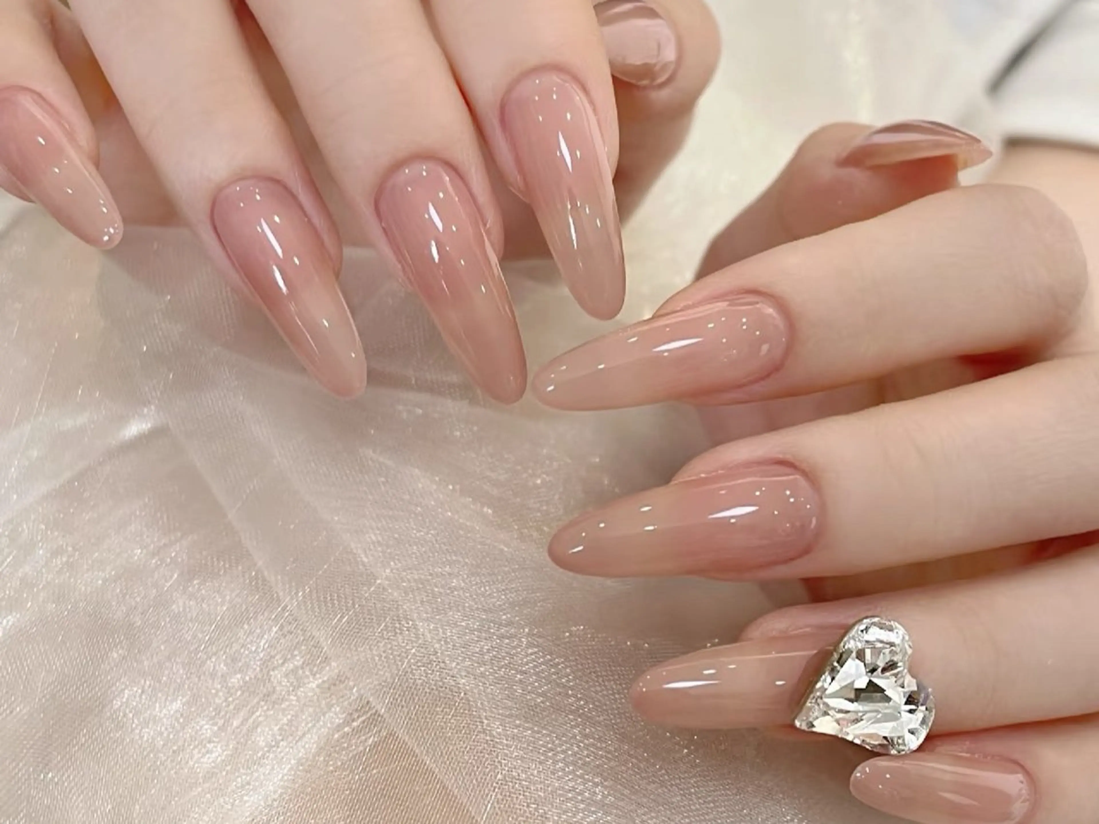 スカルプ10本長さ出し＋ワンカラー　￥12980の写真