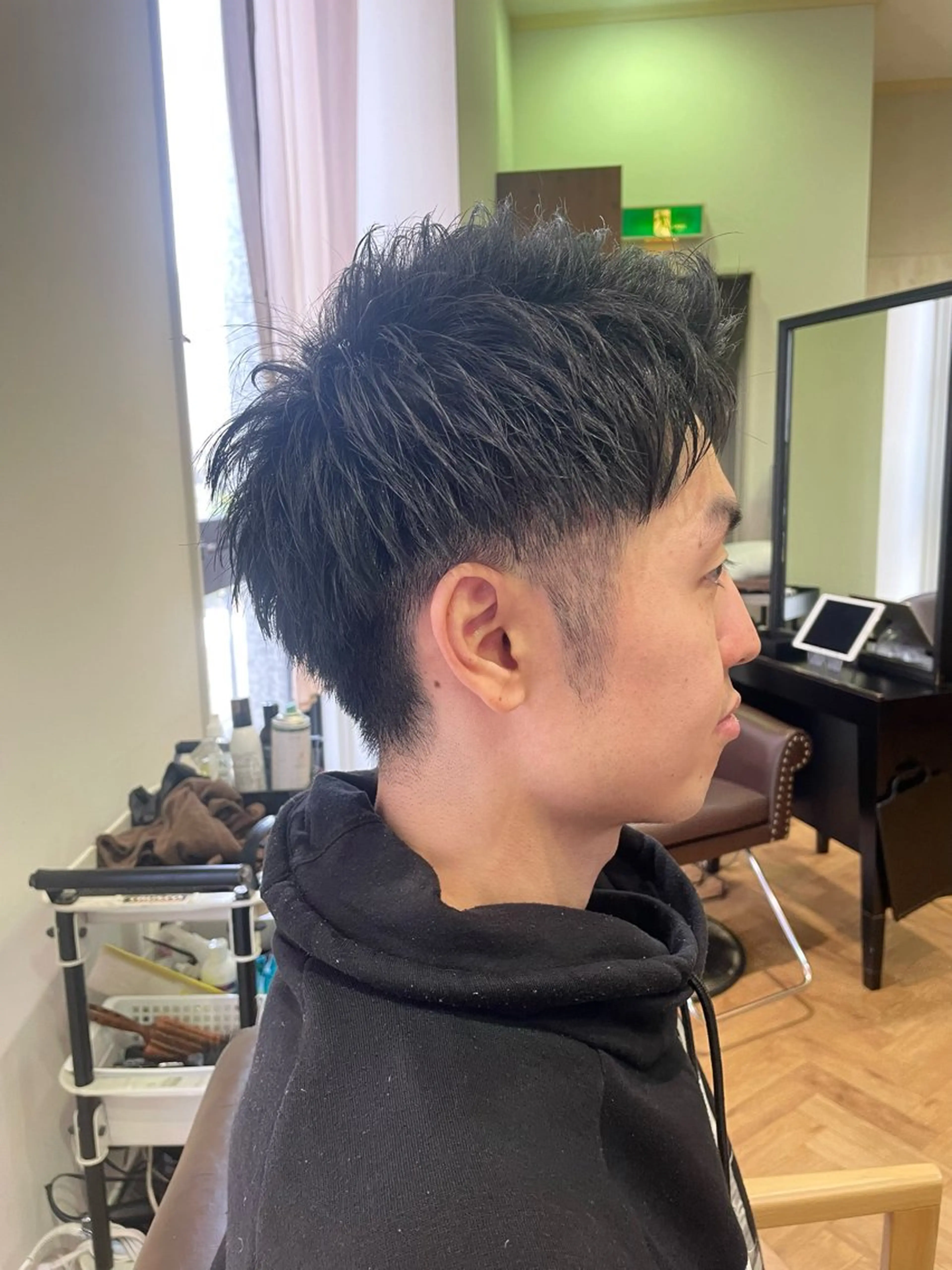 ショート メンズ 溝口 槙里也のヘアスタイル