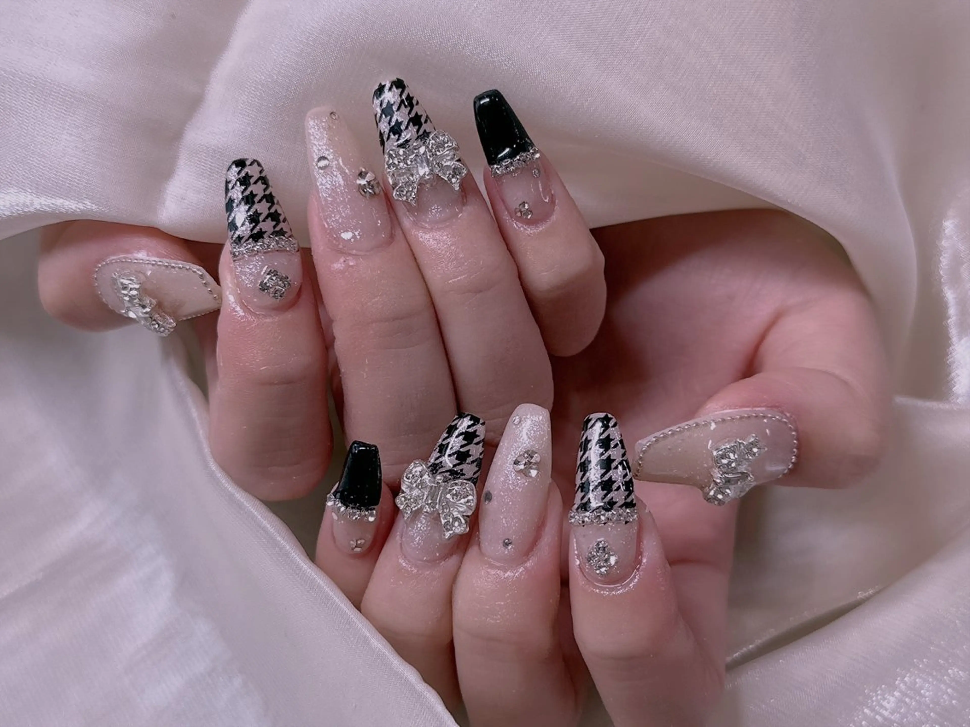 ネイル ハンドネイル エムズ エムズのマツエク・マツパデザイン