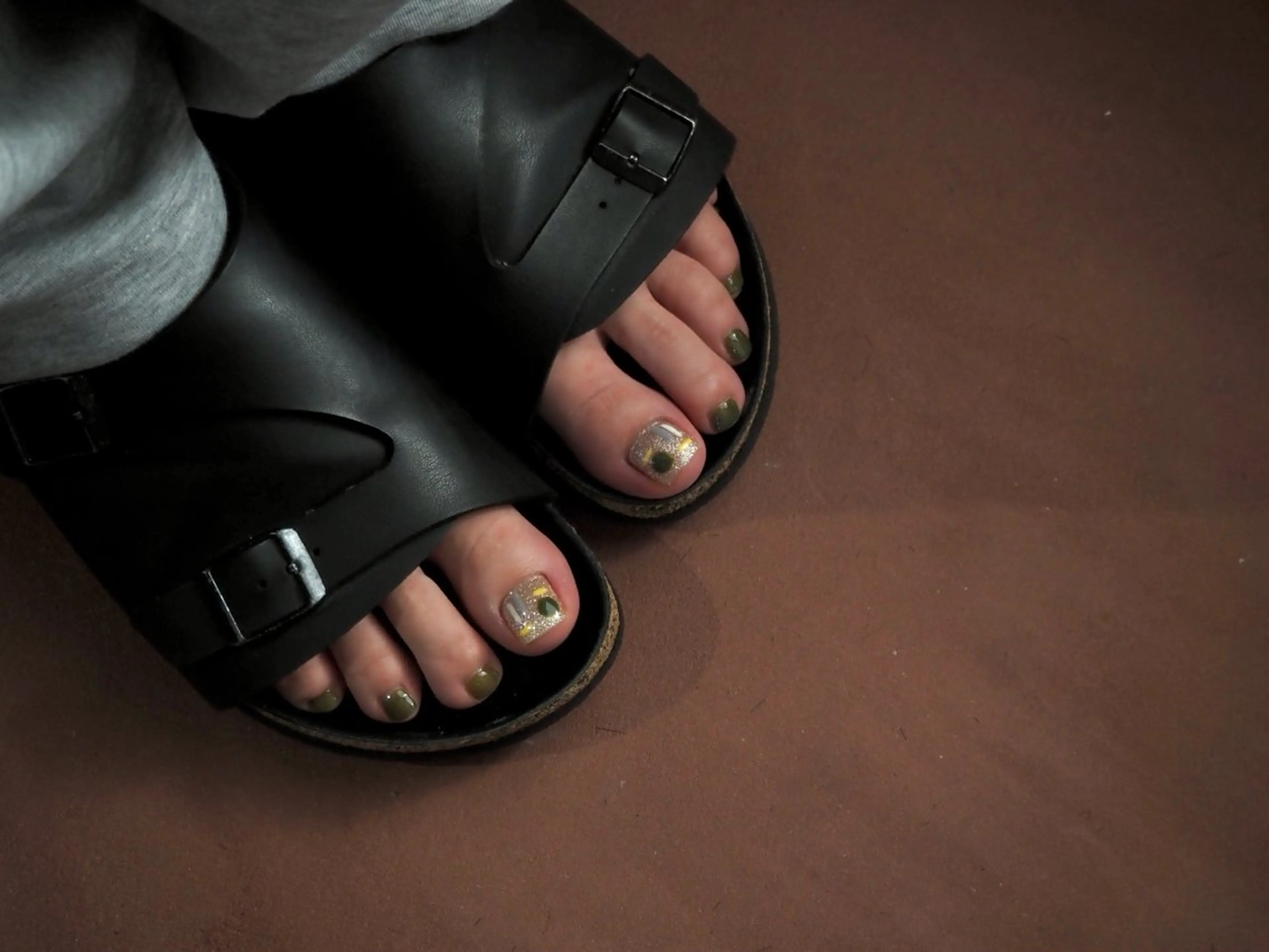 【ｆｏｏｔ】　　持ち込みデザイン/6本アート￥11000 《オフ🈶》の写真