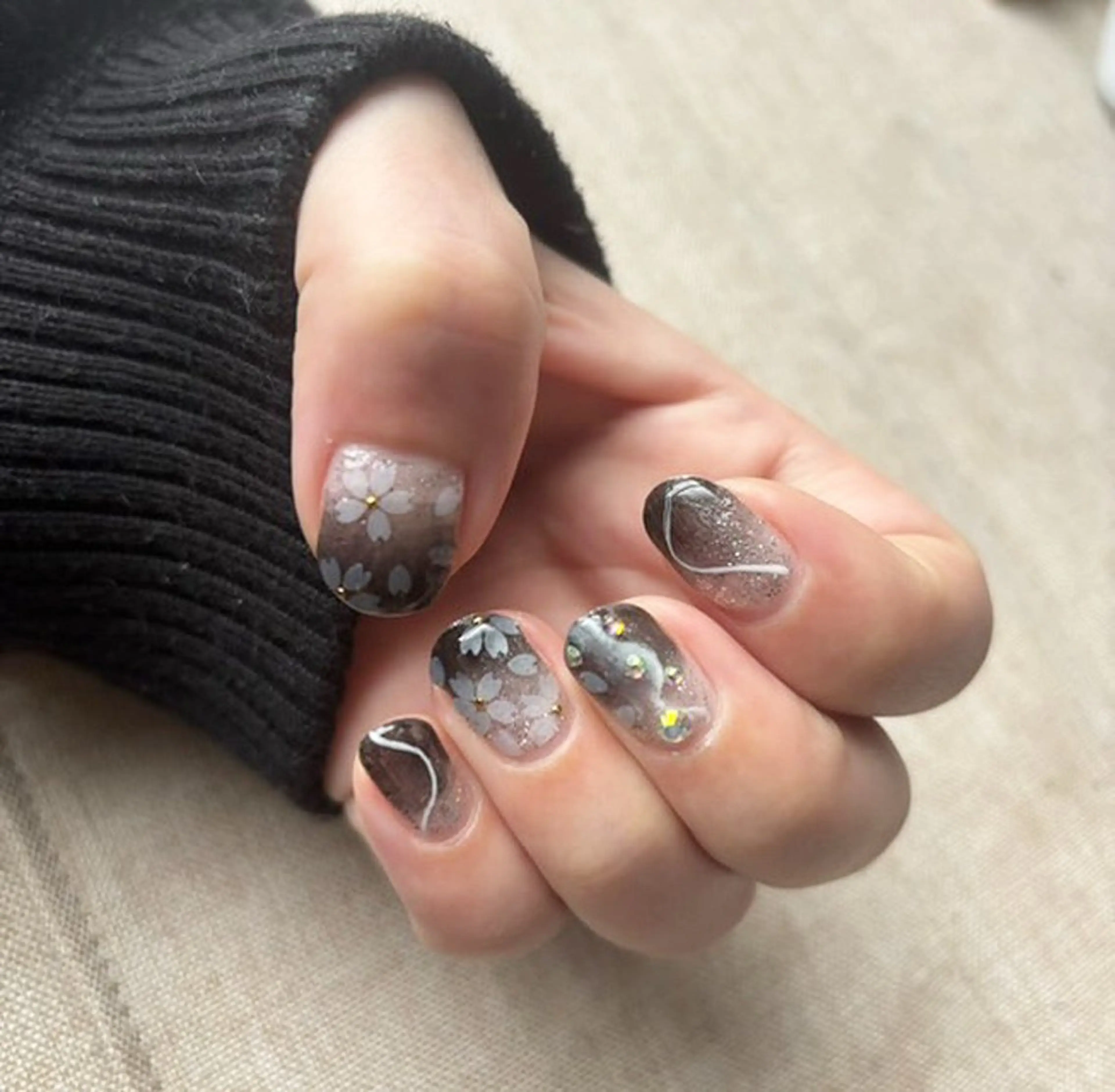ネイル nail.gorin所属・吉村 優子のネイルデザイン