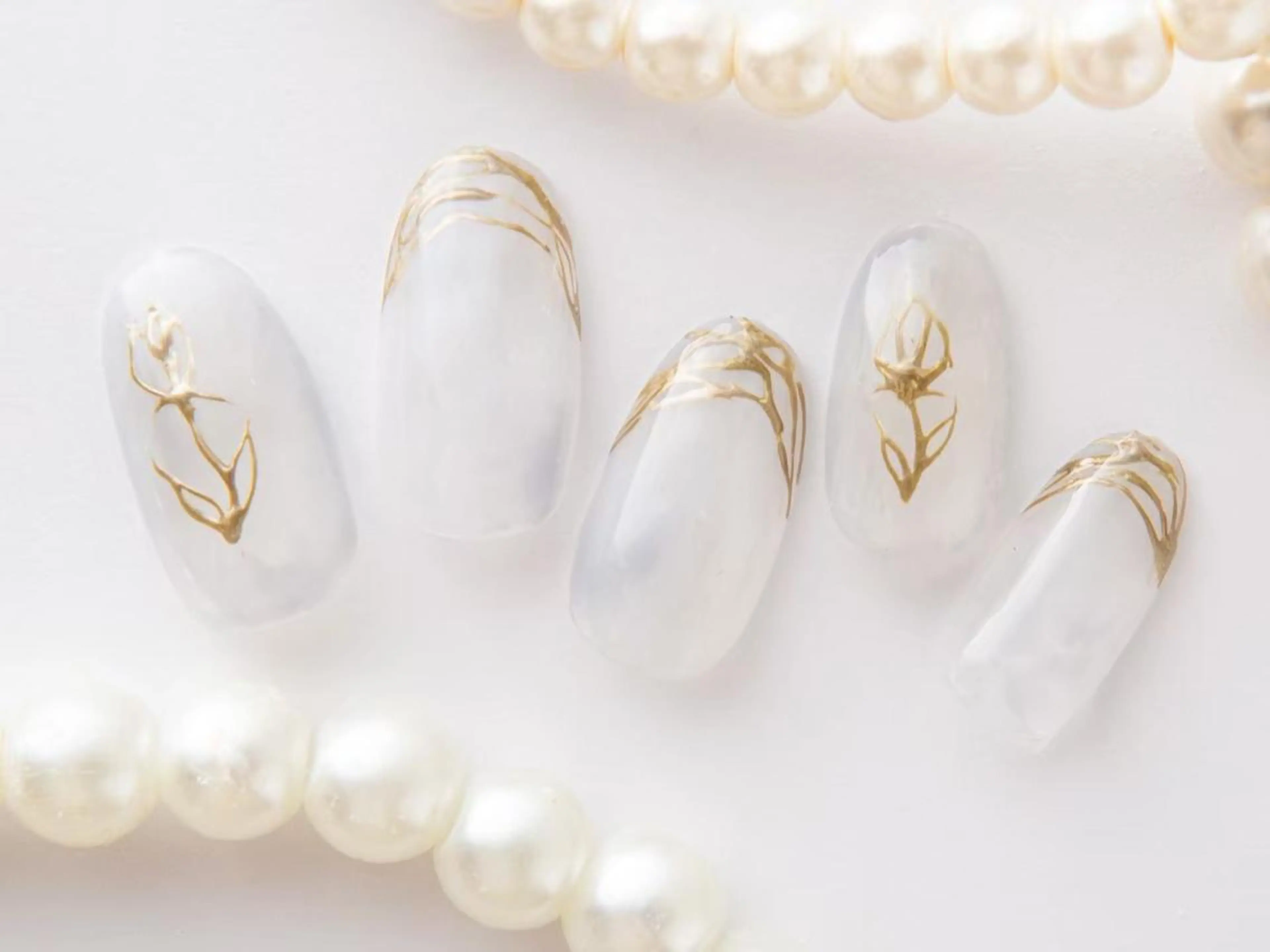 ネイル Tiary Nail Fのネイルデザイン